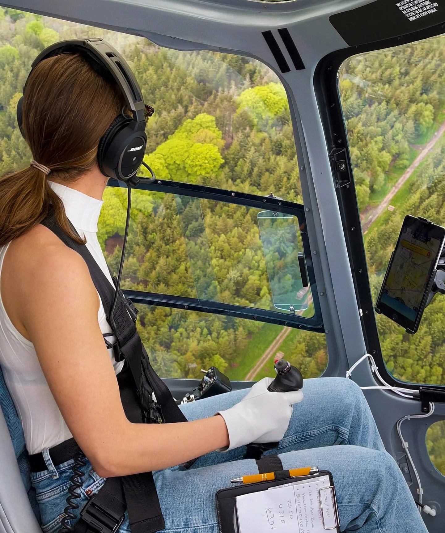 Missing flying at the moment, but very excited for the next few weeks! I am attending @dubai_airshow_official for the first time next week - will I see you there? 

#aviation #pilot #heli #helicopter #helicopterpilot #femalepilot #womeninaviation