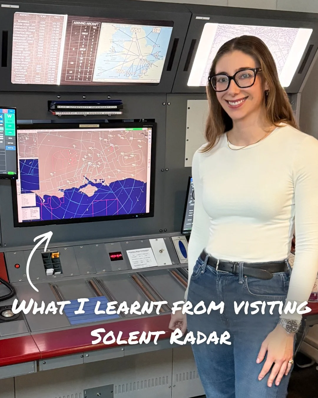 Here is what I learnt after visiting the controllers based at @sou_airport 🛫

It was so fascinating to learn more about the airspace that I flying regularly as well as how I can improve my own aviating. 

Have you flown the Isle of Wight? 🤔

#aviat