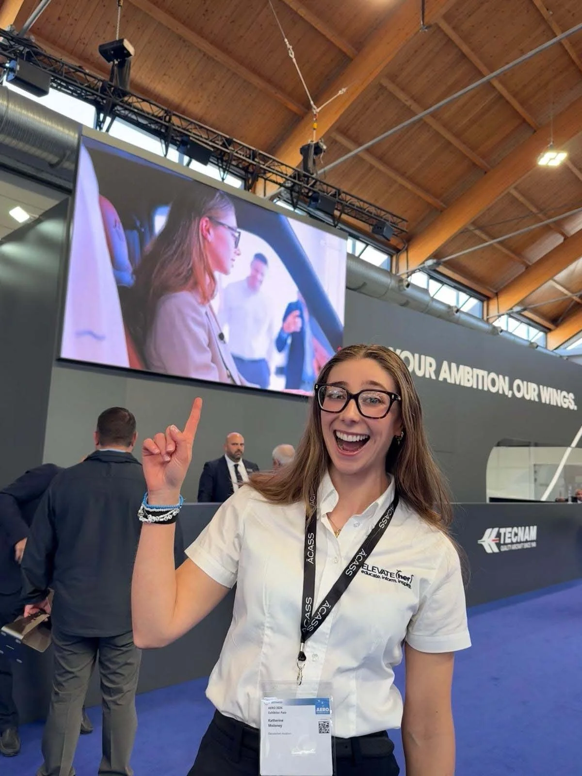 &ldquo;Mum I made it&rdquo;- on the big screen with @elevateheraviation @tecnam_aircraft 🩵

Day two was another very busy day, so grateful to work with the very best team ✨

#aviation #pilot #aviationdaily #femalepilot #womeninaviation