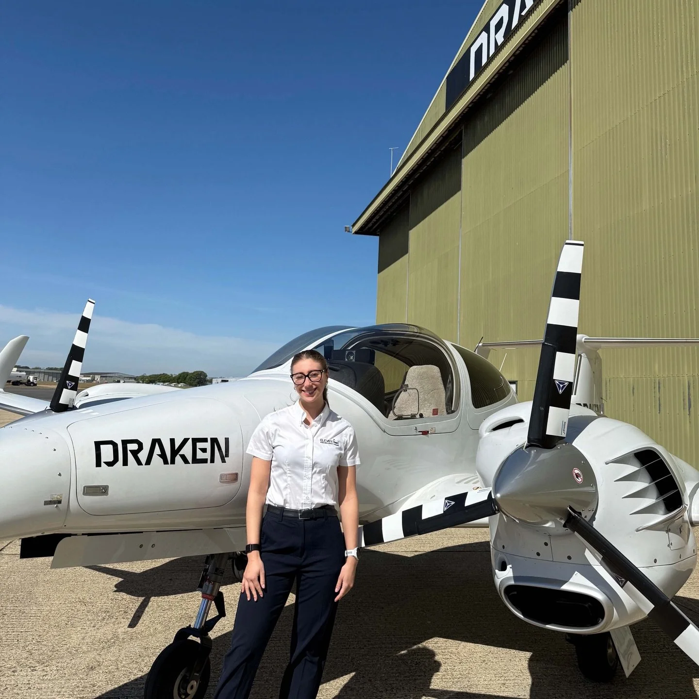 Really fun day today doing some filming with one of our @elevateheraviation Partners @draken_aero ⚡️ 

It is always such a pleasure to learn more about this incredible company and its people! 🫶🏼

#aviationcareers #pilot #aviation #womeninaviation #