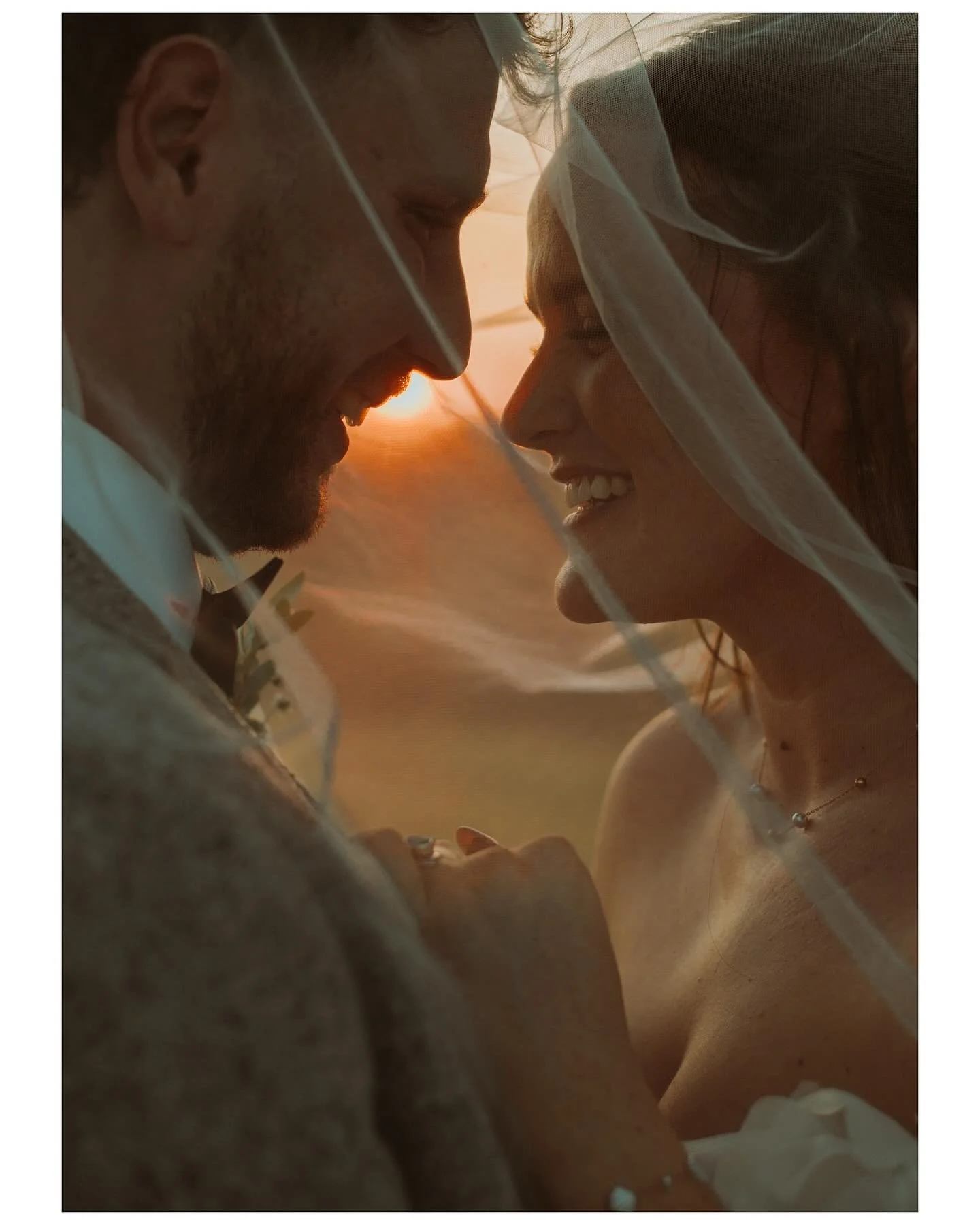 I had the pleasure of capturing Holly &amp; Dom&rsquo;s beautiful Cornish wedding at @launcells_barton it was a perfect mix of everything, from shanty bands to Cornish pasties - here are a few sneak peeks ahead of the full gallery 🕊️

Thank you for 