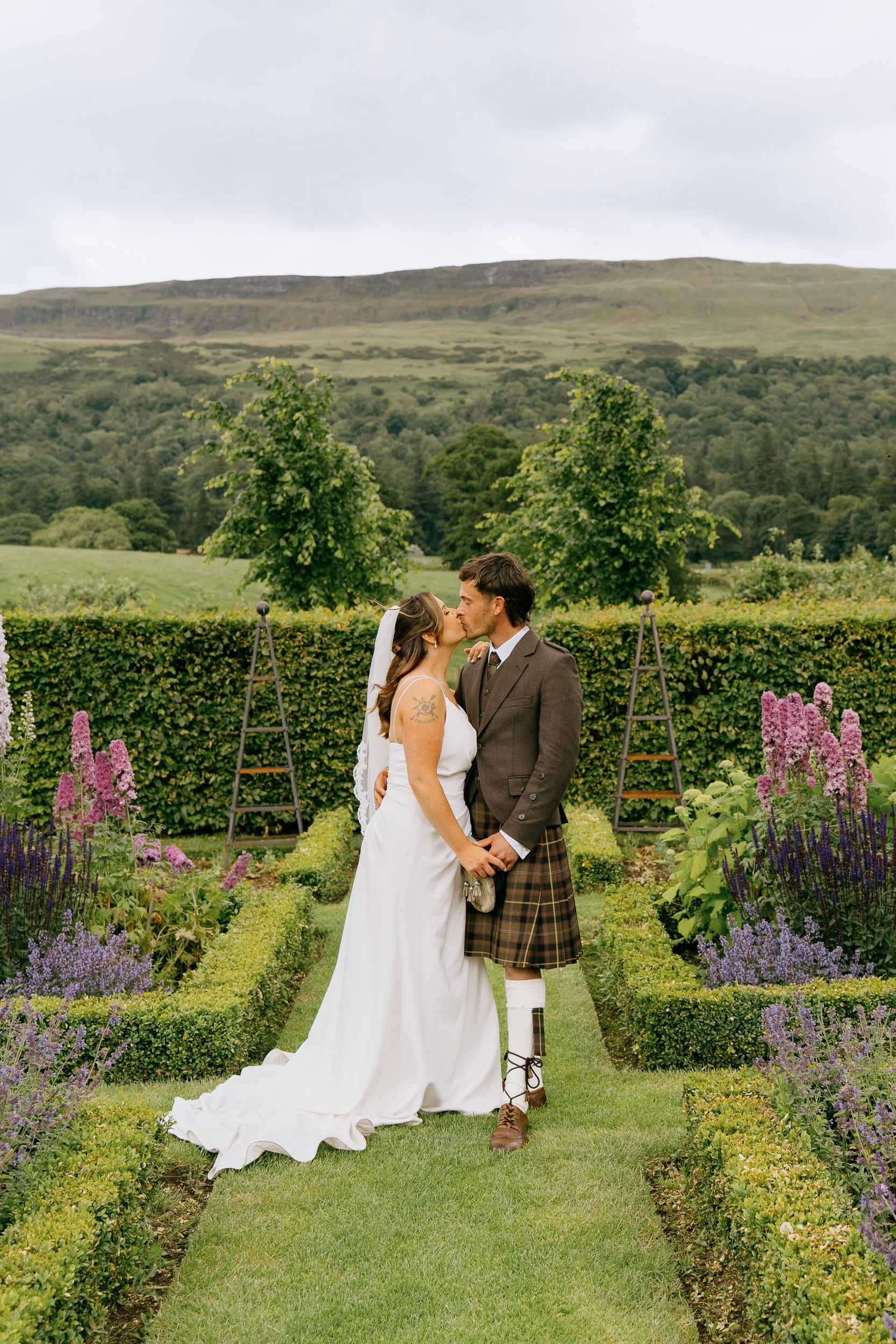 Amy and Josh Documentary Wedding-69.jpg