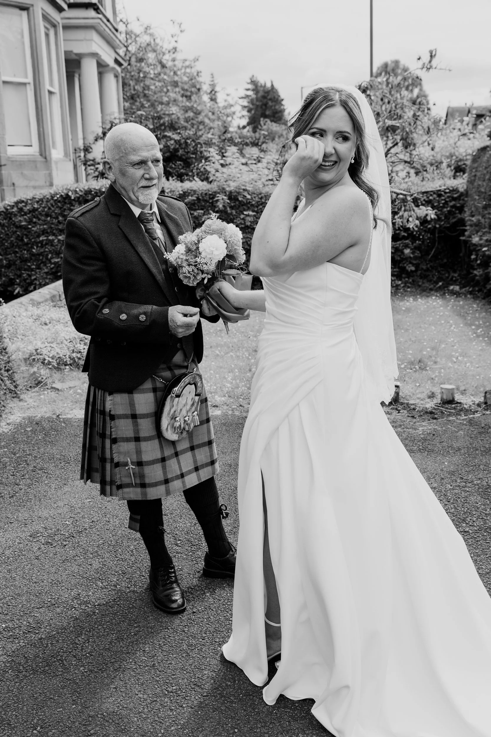 Amy and Josh Documentary Wedding-7.jpg