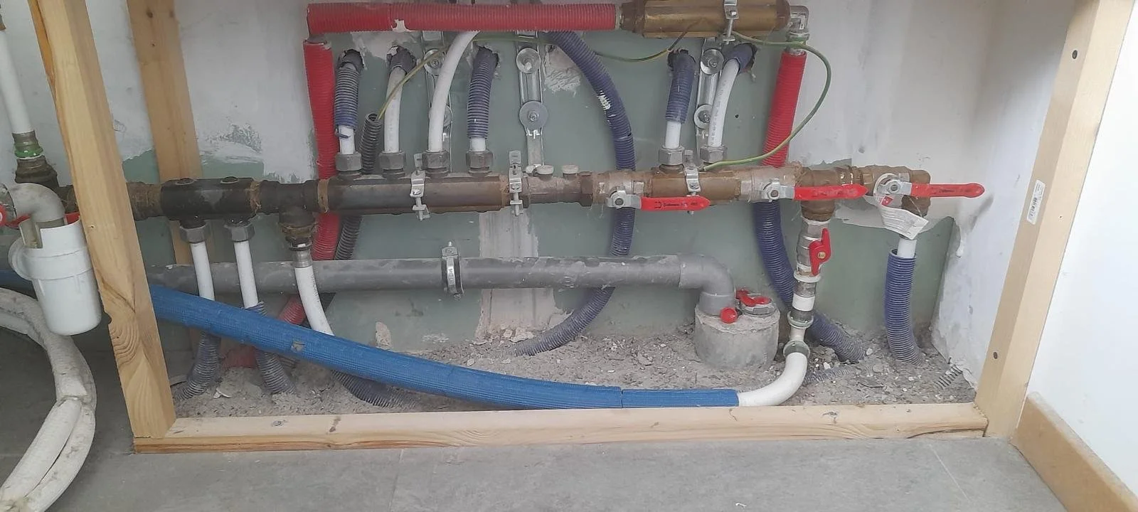 Plombier à Lézignan-Corbières – Travaux, Dépannage et Rénovation (6).jpeg