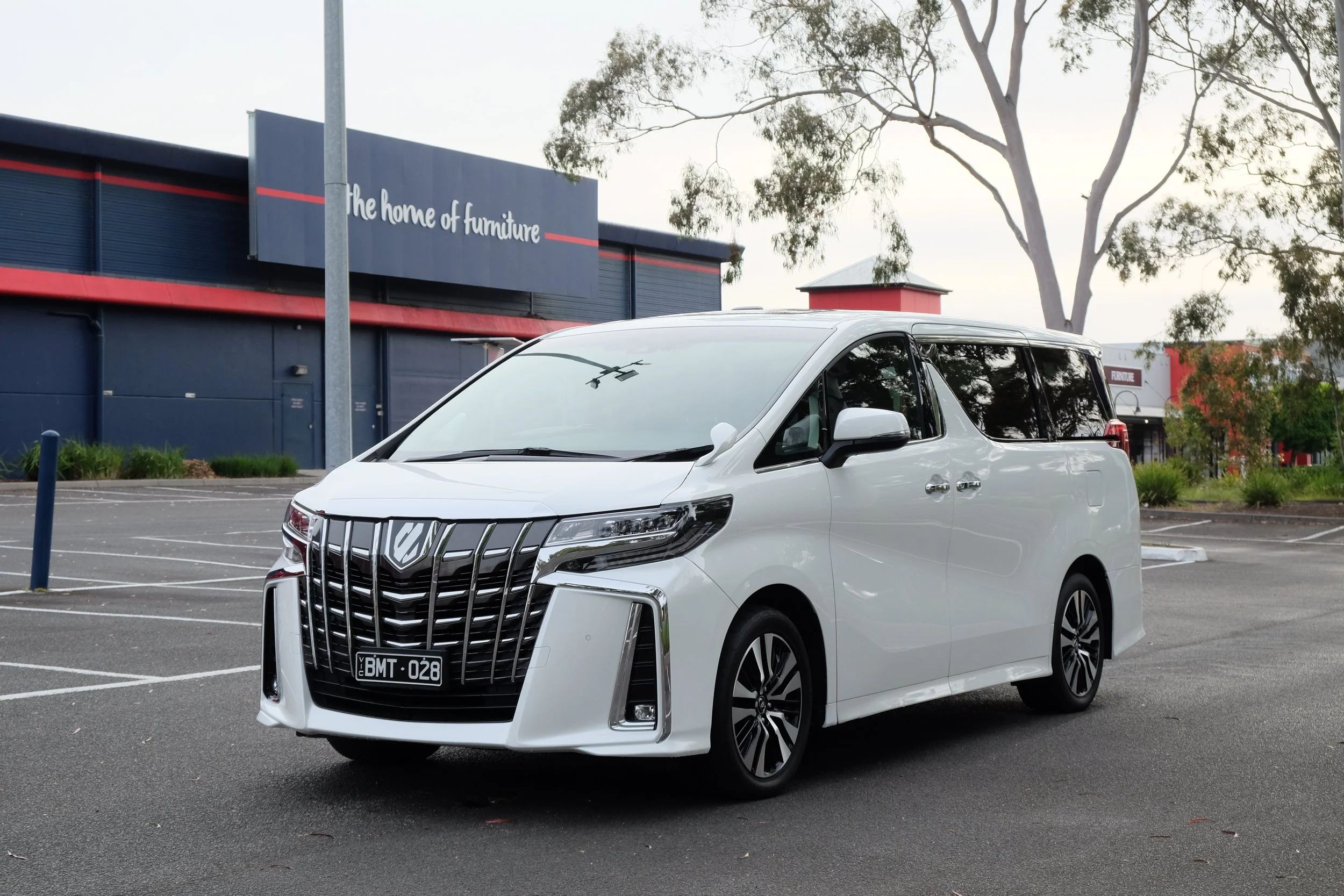 2018 TOYOTA ALPHARD DBA GGH30W
