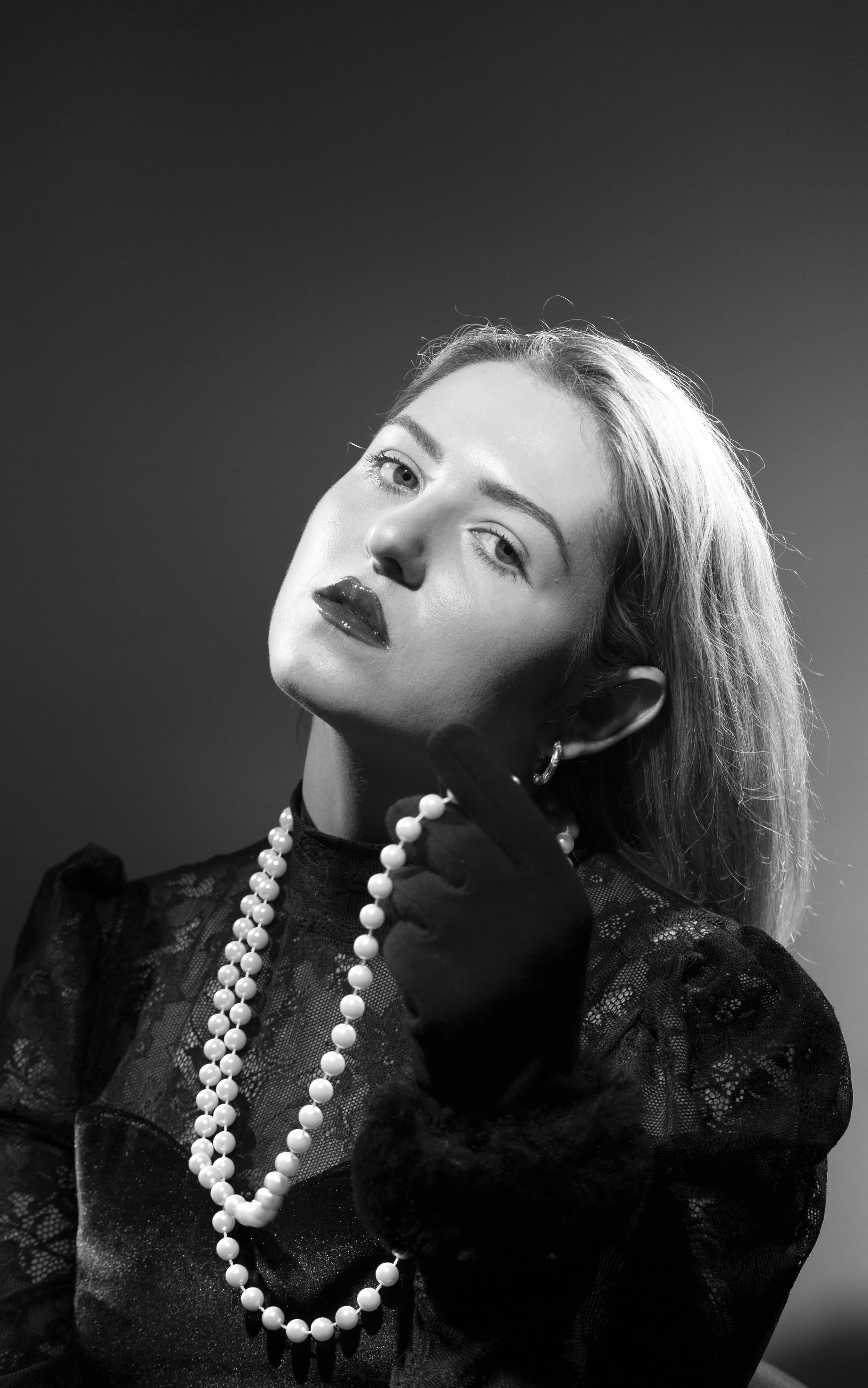 Hollywood lighting init0293b&w.jpg