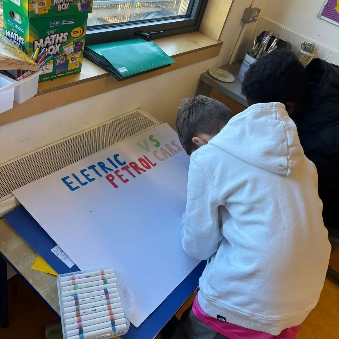 Future scientists at work! 
Caoimhe&rsquo;s 5th Class doing excellent work preparing for Mini Scientist next week.