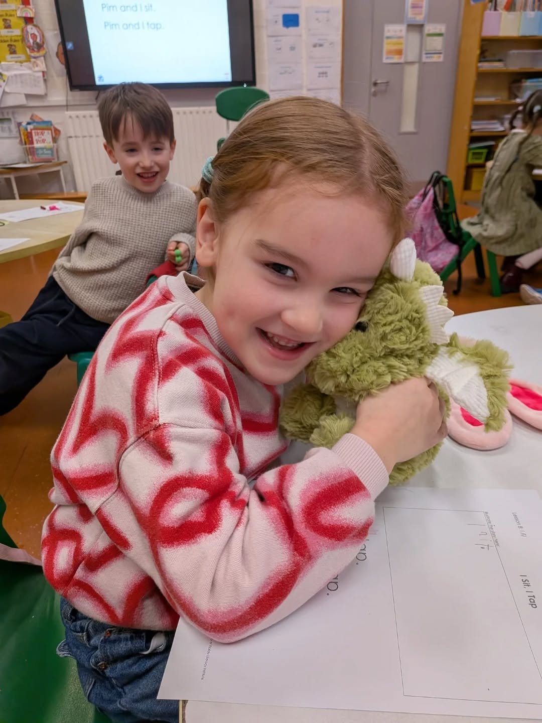 Today our junior infants met Digby the Decodable Dragon! He was so impressed with their reading , they each got a star sticker!