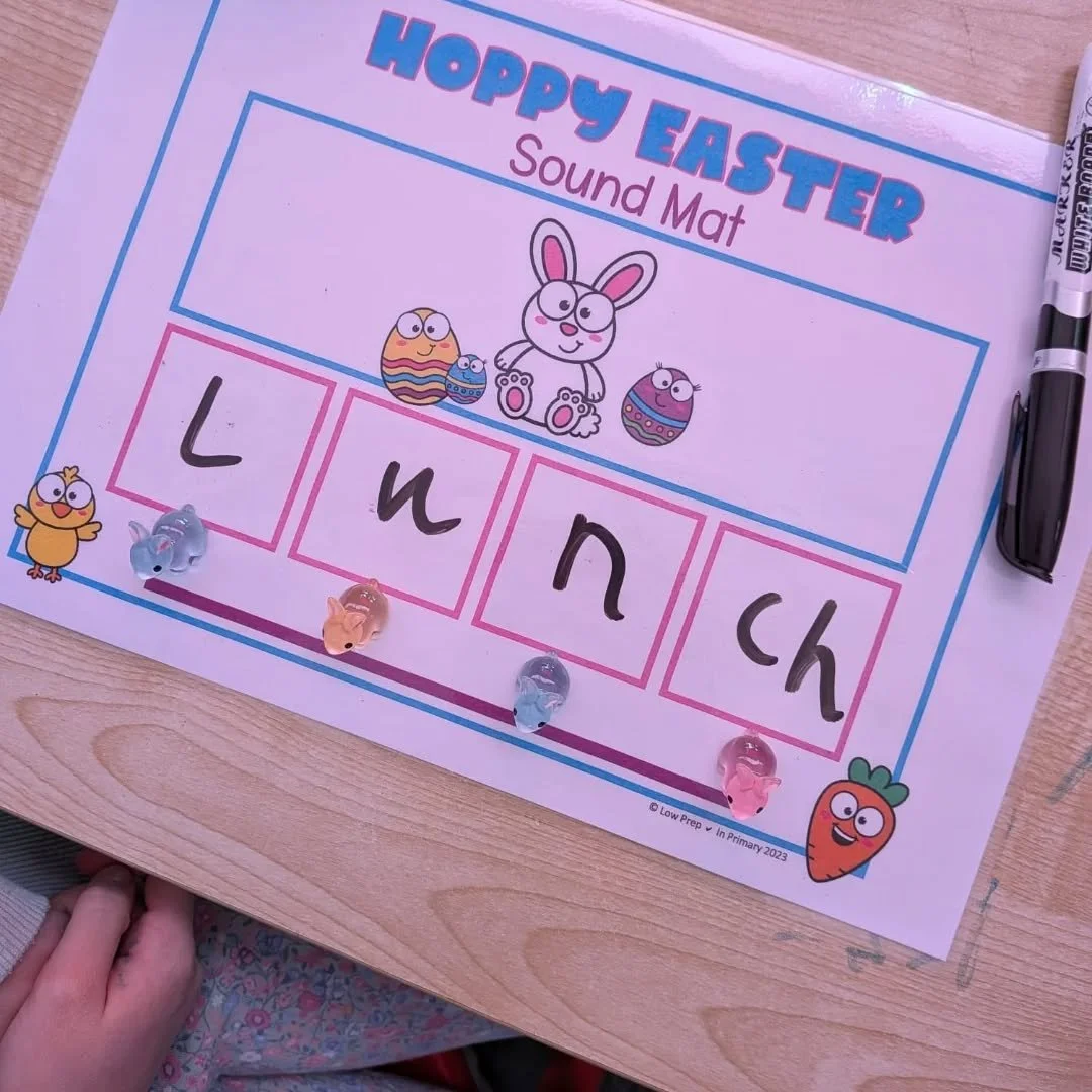 1st classes working hard on their digraph / trigraphs