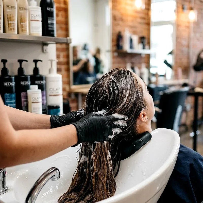 How to Wash Hair Extensions