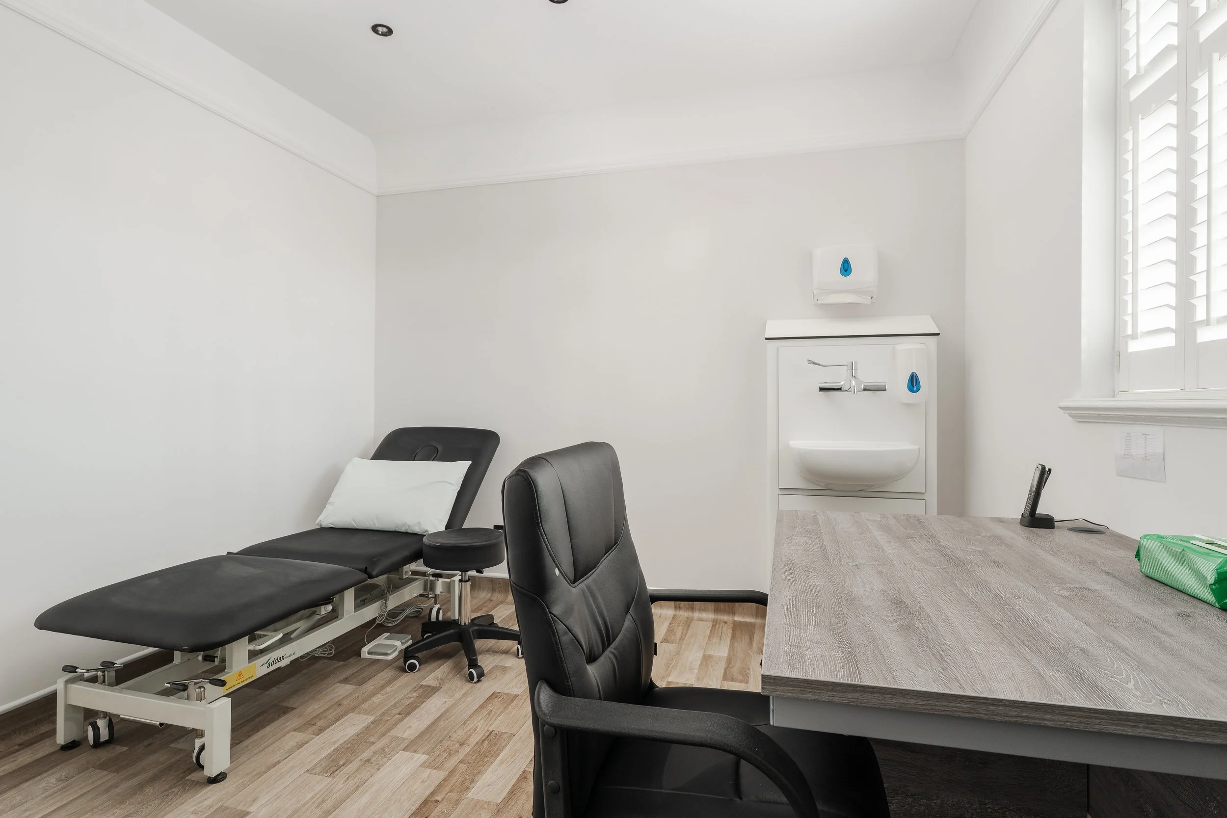 No9 the clinic rooms-24.jpg