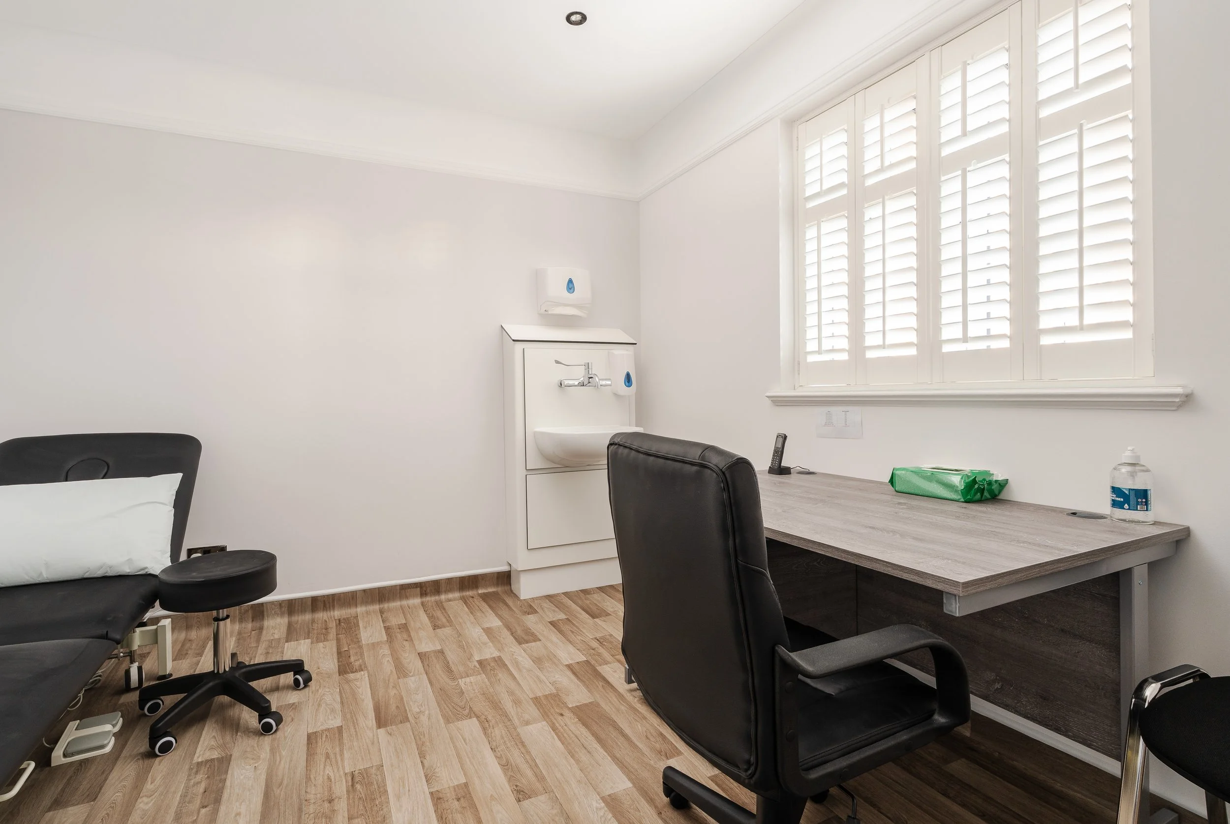 No9 the clinic rooms-23.jpg