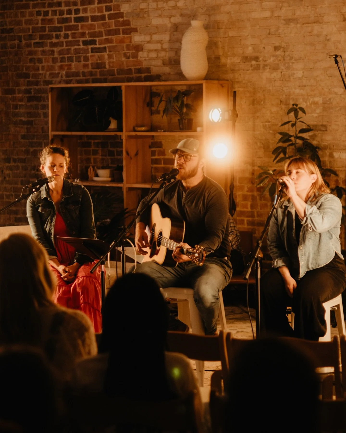 The Echo Room is a place where we celebrate creativity, community, and honest stories. 

We can&rsquo;t wait for the next night like this!

📸: @lanierphoto 

Showcase details:
📍 @theclaycommunion
📅 June 26th
🕐 doors open: 7:00 | music starts 7:30