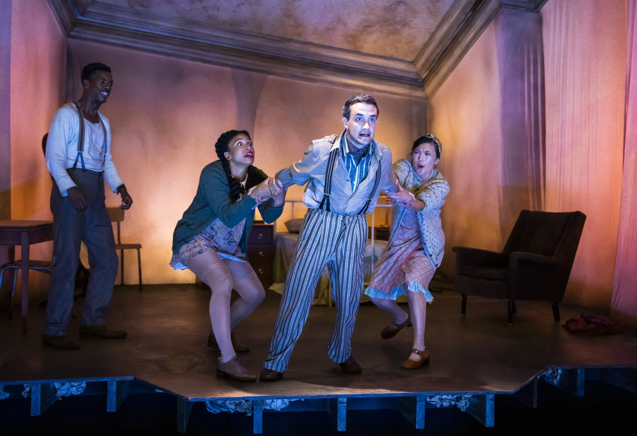 Metamorphosis-6044 - Frantic Assembly - photo credit Tristram Kenton.jpg