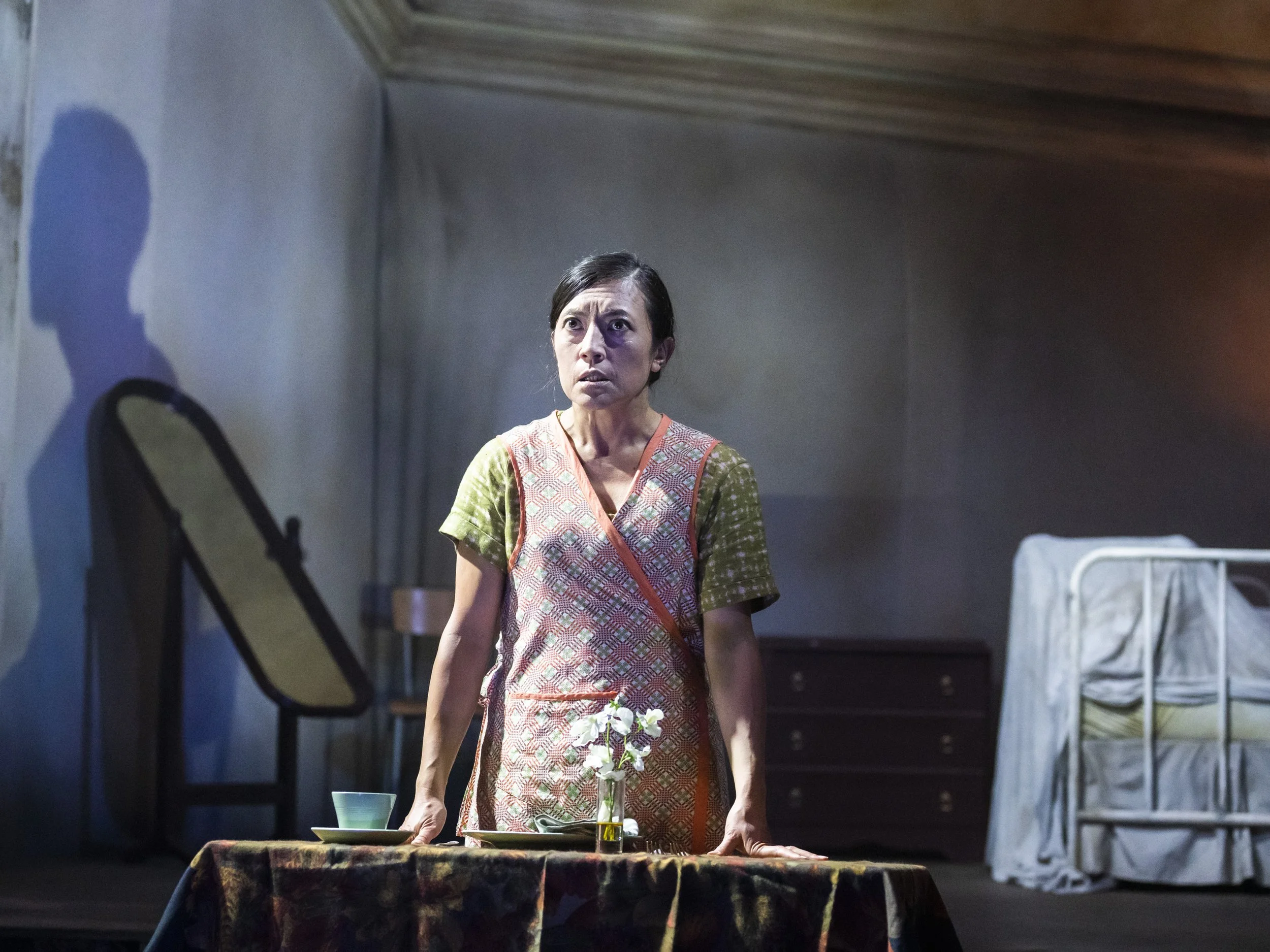 Metamorphosis-290 - Frantic Assembly - photo credit Tristram Kenton.jpg