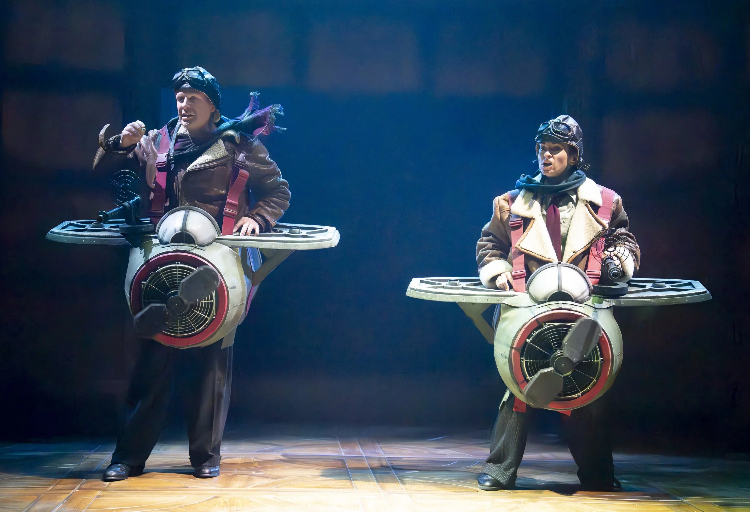 Dani Bird, Phil Yarrow_The39Steps_Photography by Alastair Muir2.jpg
