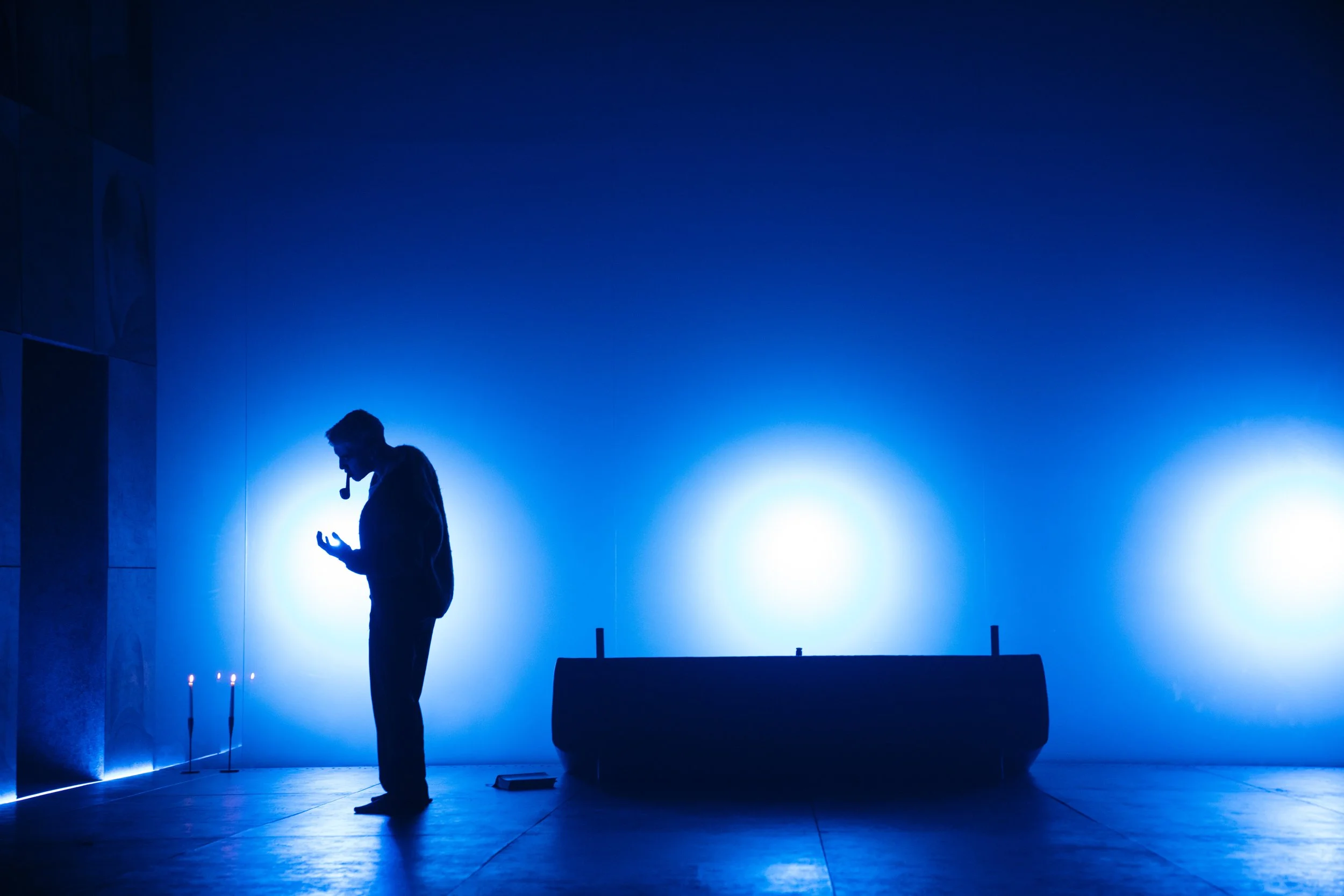 Ghosts_Lyric Hammersmith_Callum Scott Howells_ Photo Credit Helen Murray_6.jpg