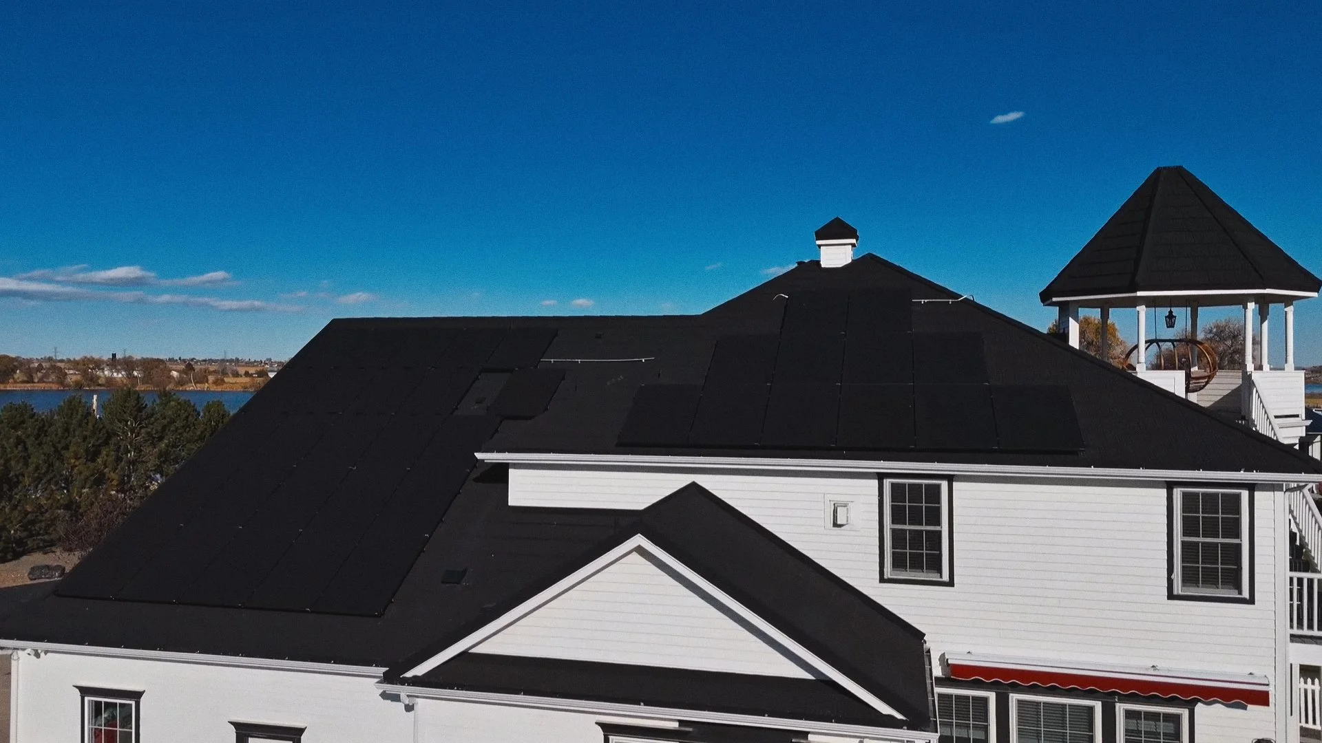 Still 2025-12-11 225644_1.1.1.jpg