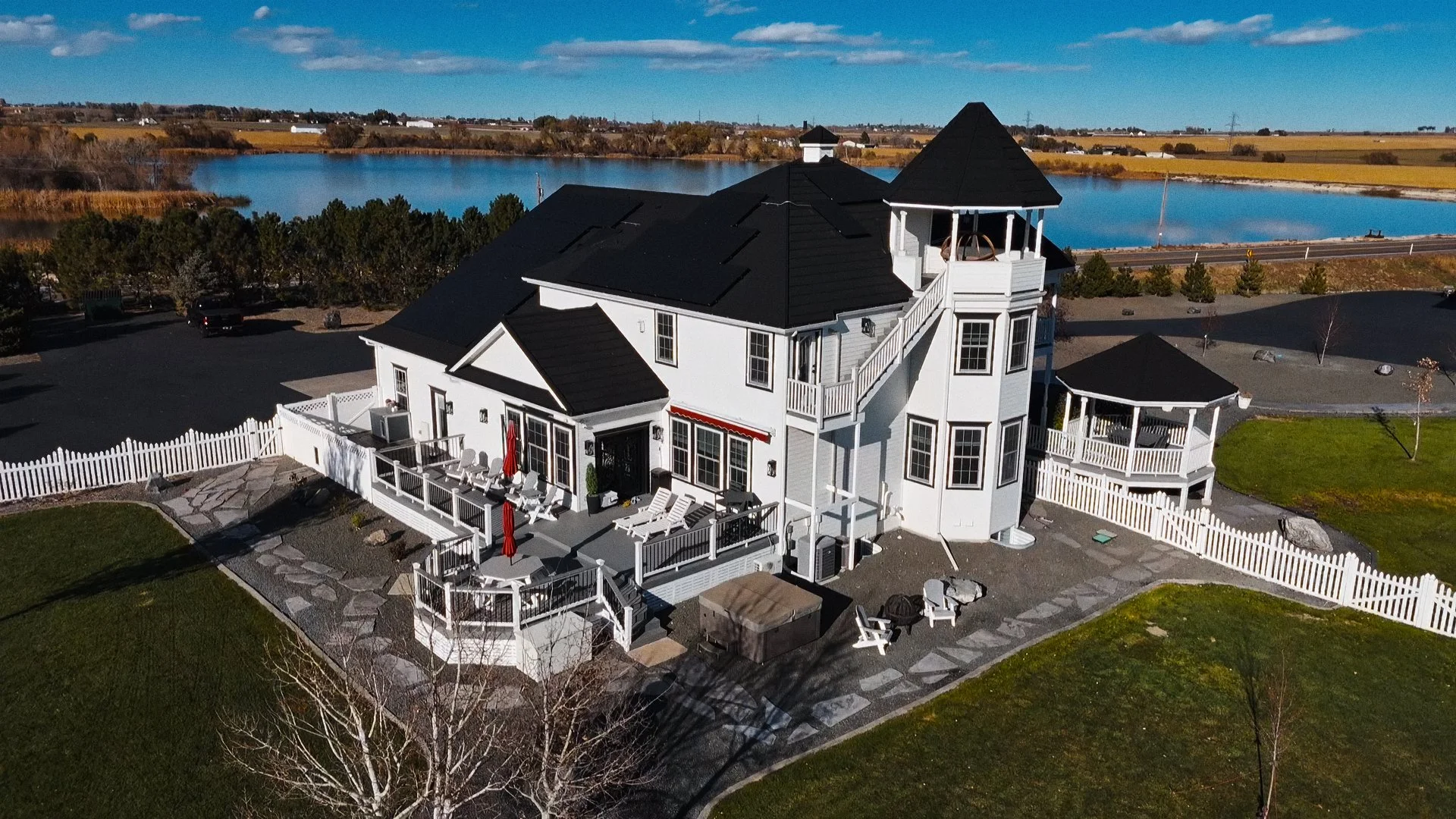 Still 2025-12-11 225644_1.11.1.jpg