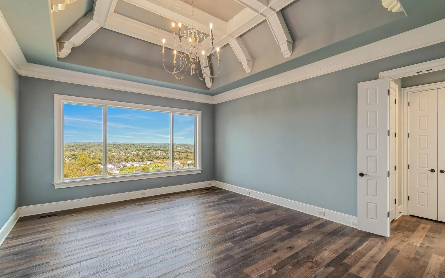 12755 Highwick Cir Knoxville-large-029-29-Master Bedroom-1500x938-72dpi.jpg