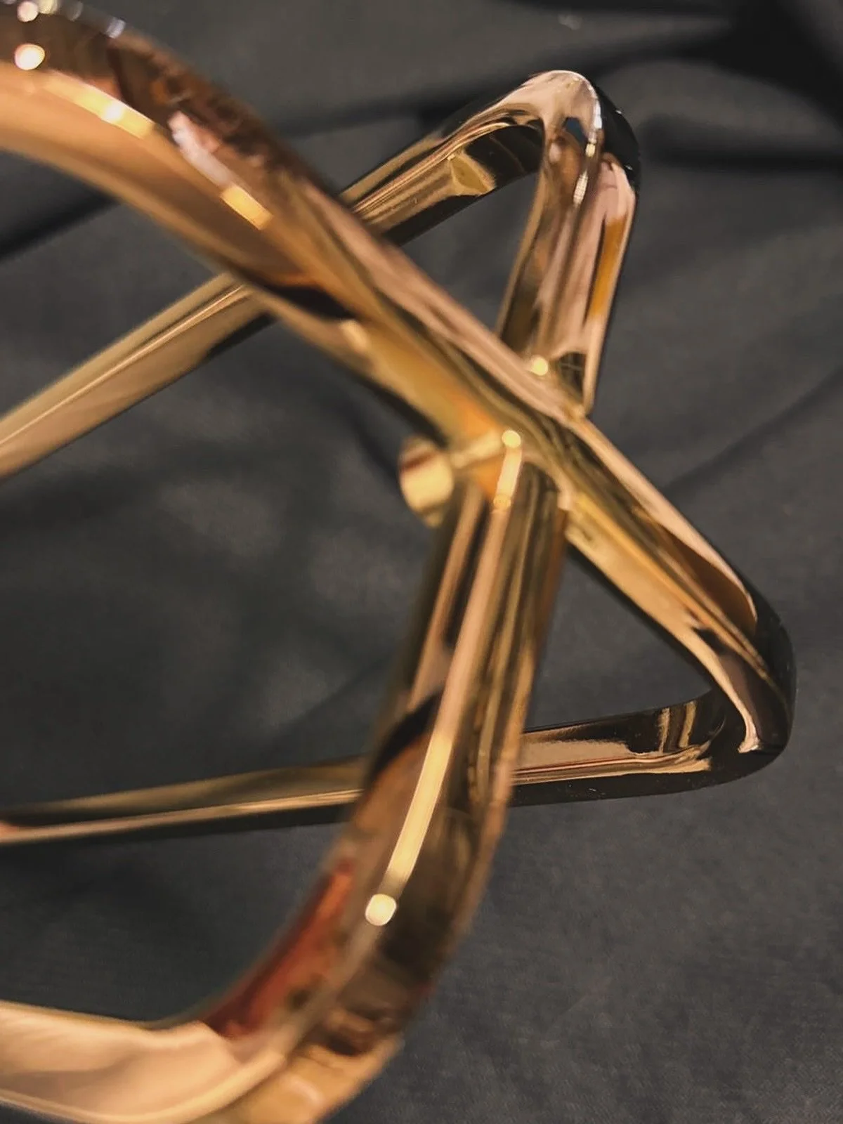 ICON HOME NEWS 🚨 
CAGE COLLECTION BY ARGER DESIGN.
Made in Italy 🇮🇹
#iconhome #lights #interiors #arger #designer #madeinitaly