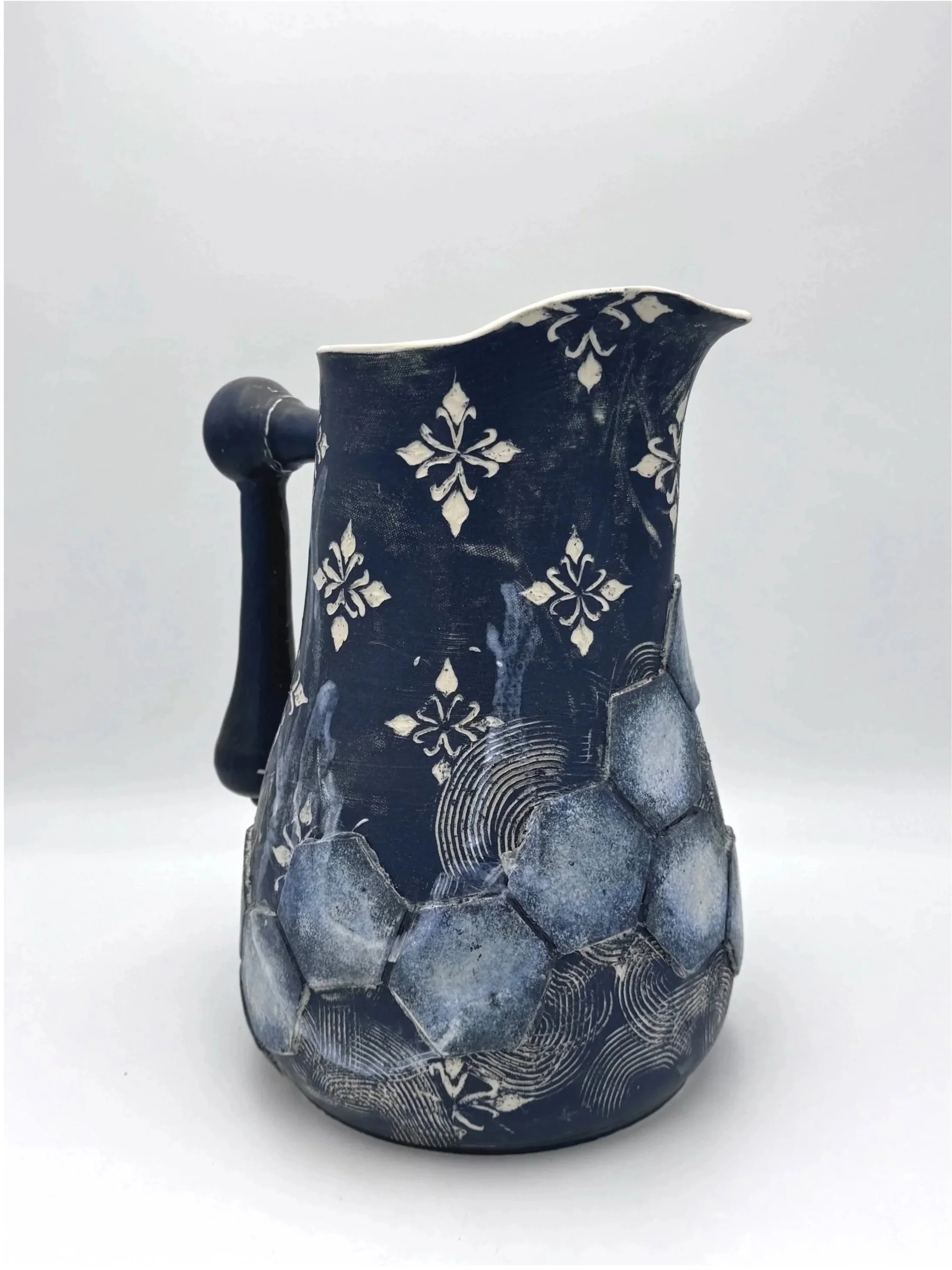  Untitled , 2024, 
Ceramic & glaze, 
9" x 9" x 14" 