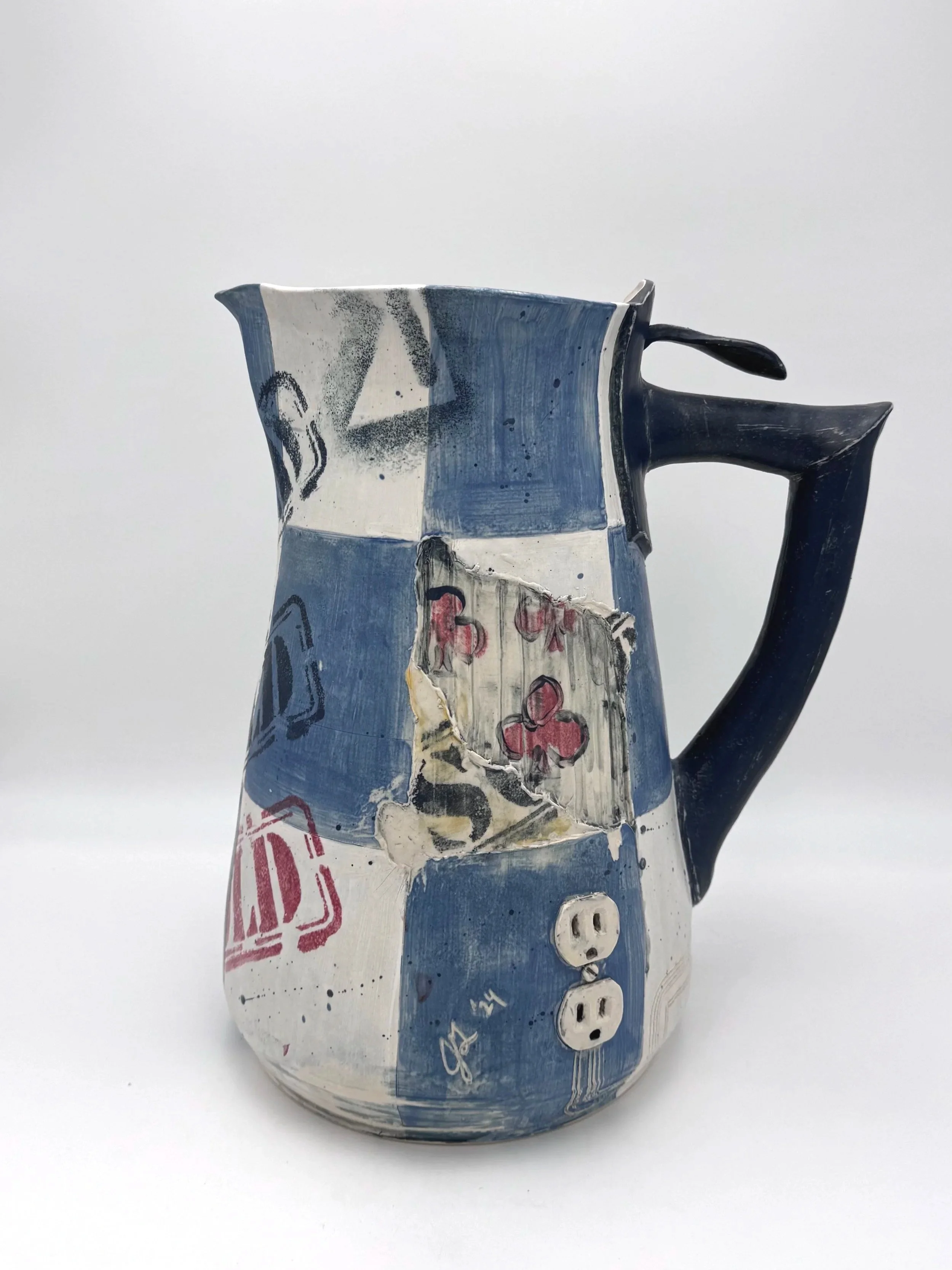  Untitled , 2024, 
Ceramics & glaze, 
9" x 9" x 15"