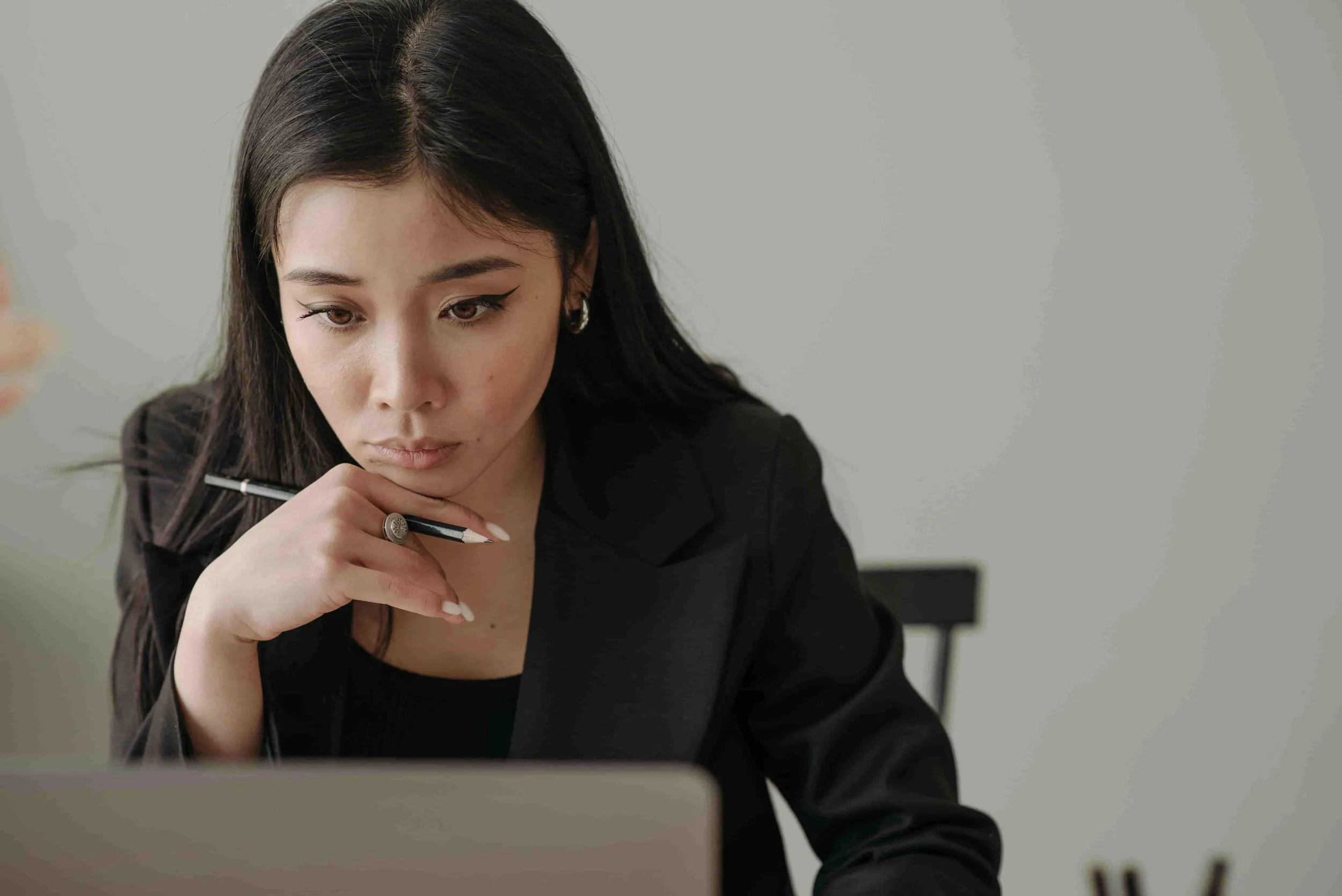How to Stop Being a People Pleaser at Work