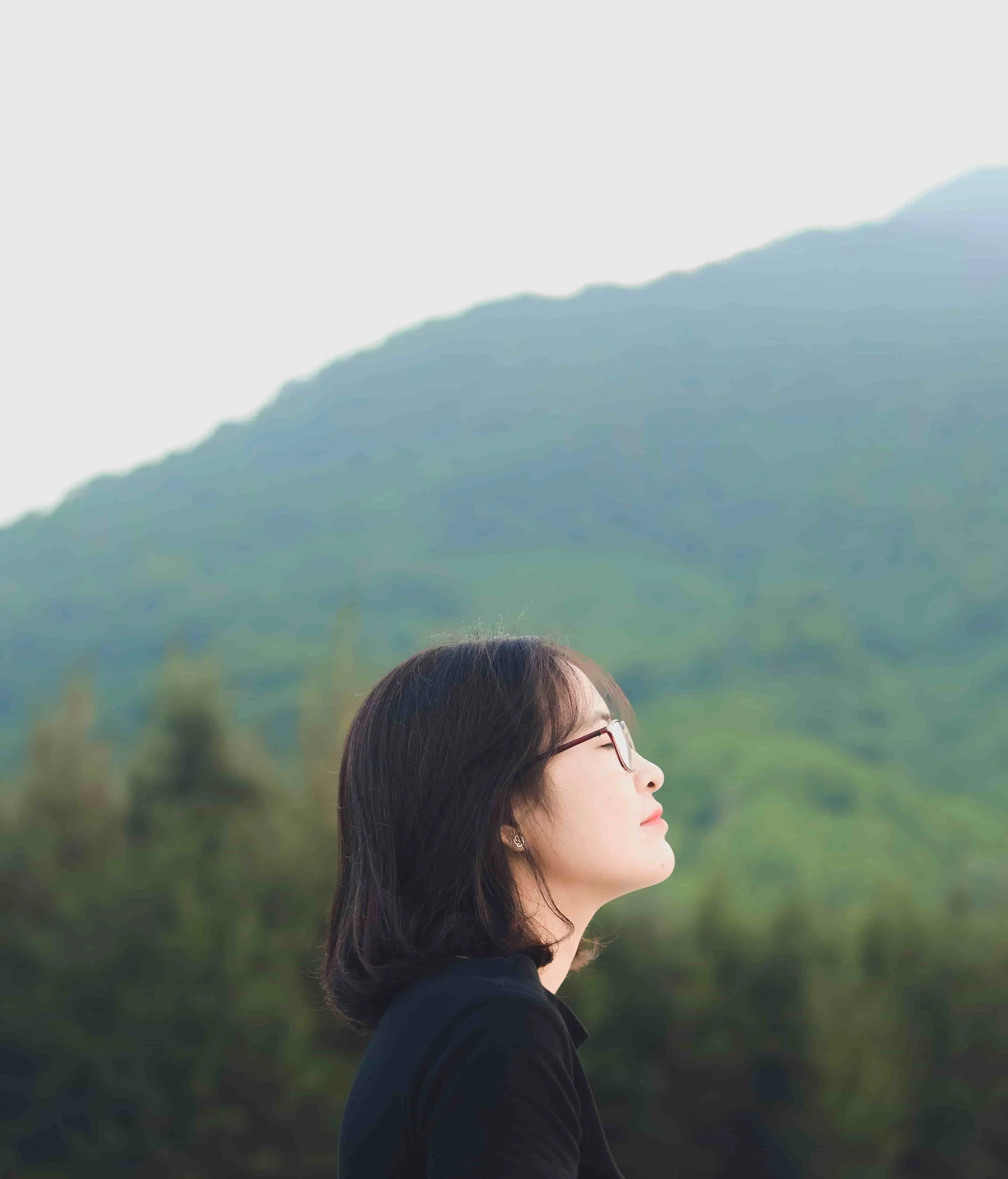 Woman reconnecting to herself after feeling disconnected with herself for some time