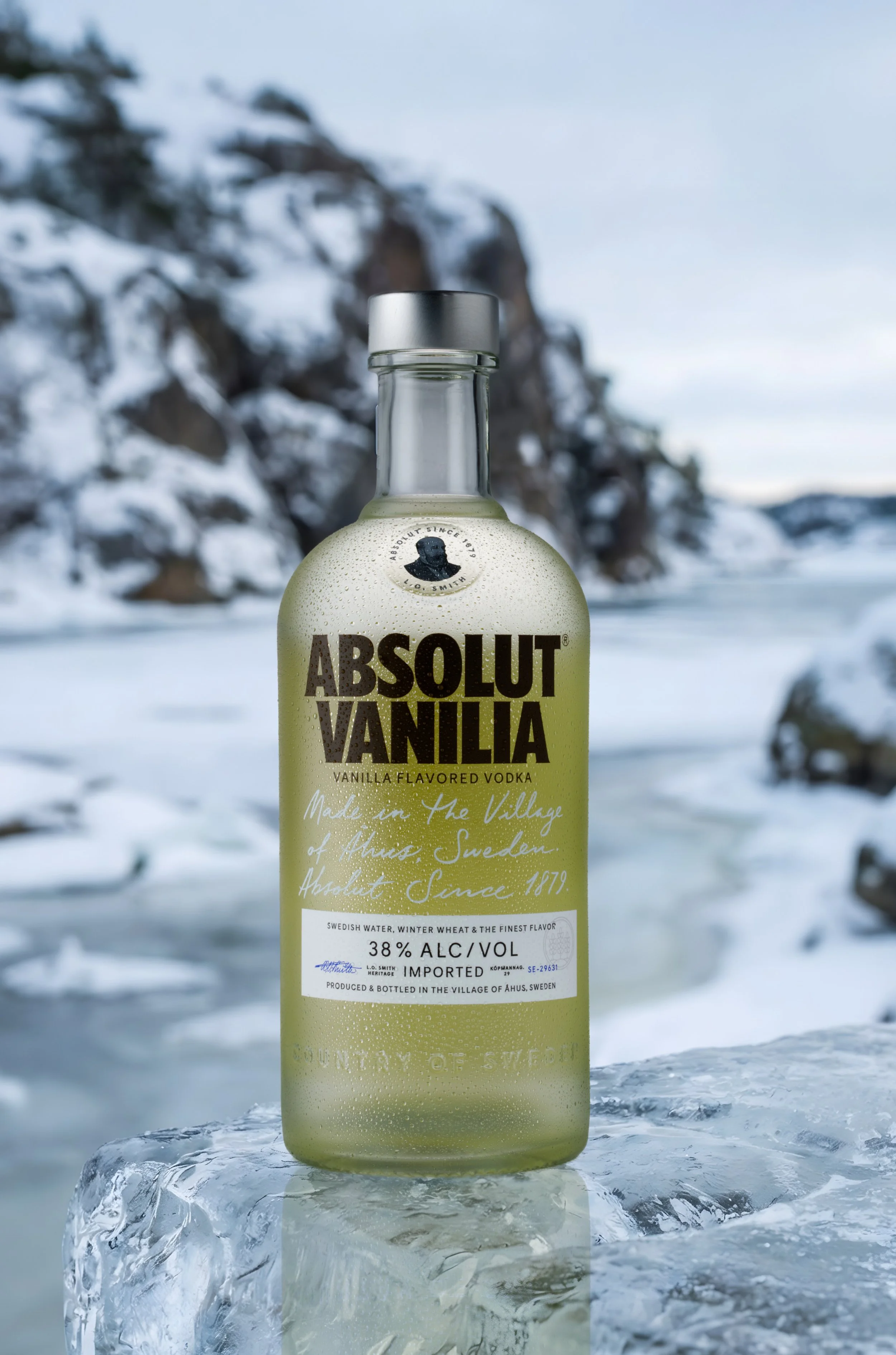 Absolut Vanilia AI Background 3.jpg
