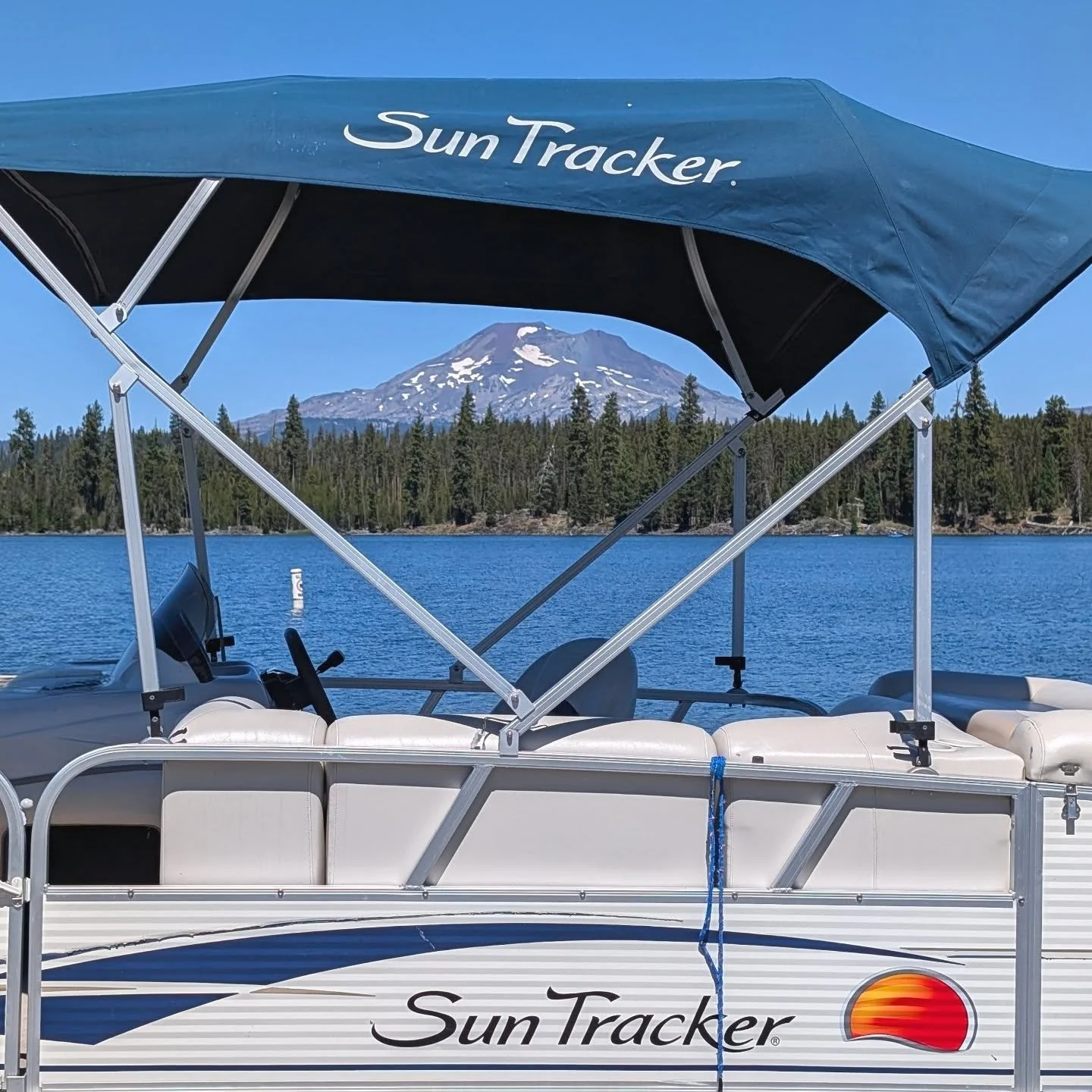 This coming weekend temperatures at the lake are forecasted for mid to high 80's - Beat the heat in town and come rent one of 4 pontoon boats for the day! 
It should be perfect conditions for getting out on the water and soaking up some of the last d