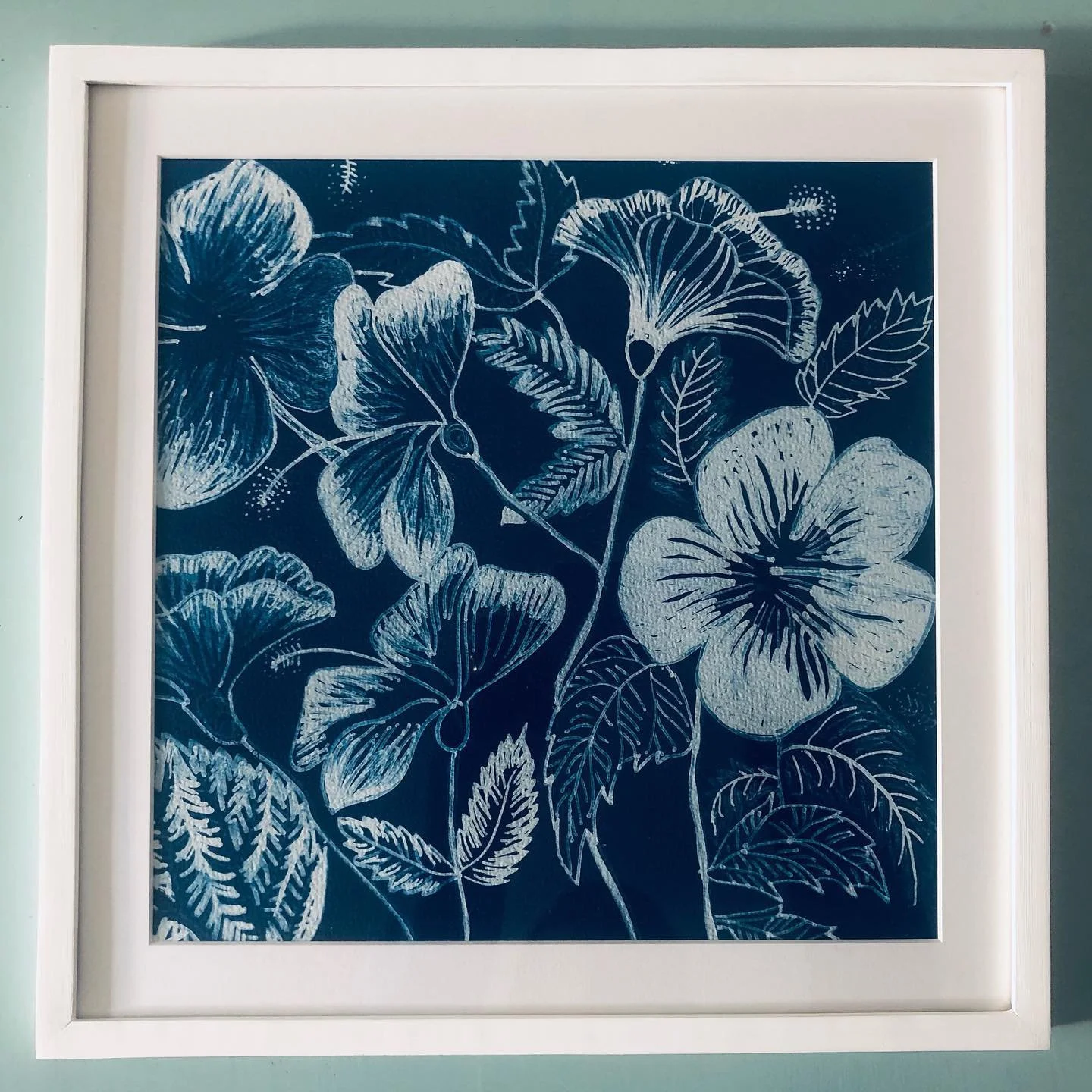 Elizabeth Ashamu Deng, Forever Hibiscus, 2021. Cyanotype print on watercolor paper, 20 cm × 20 cm.