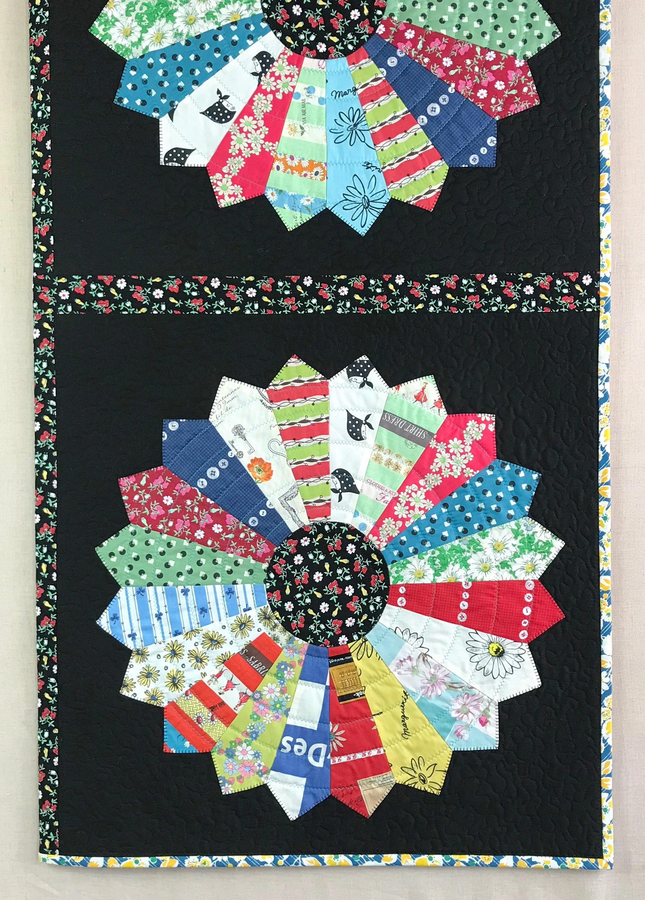 Feedsack Dresden plate quilt farmhouse style