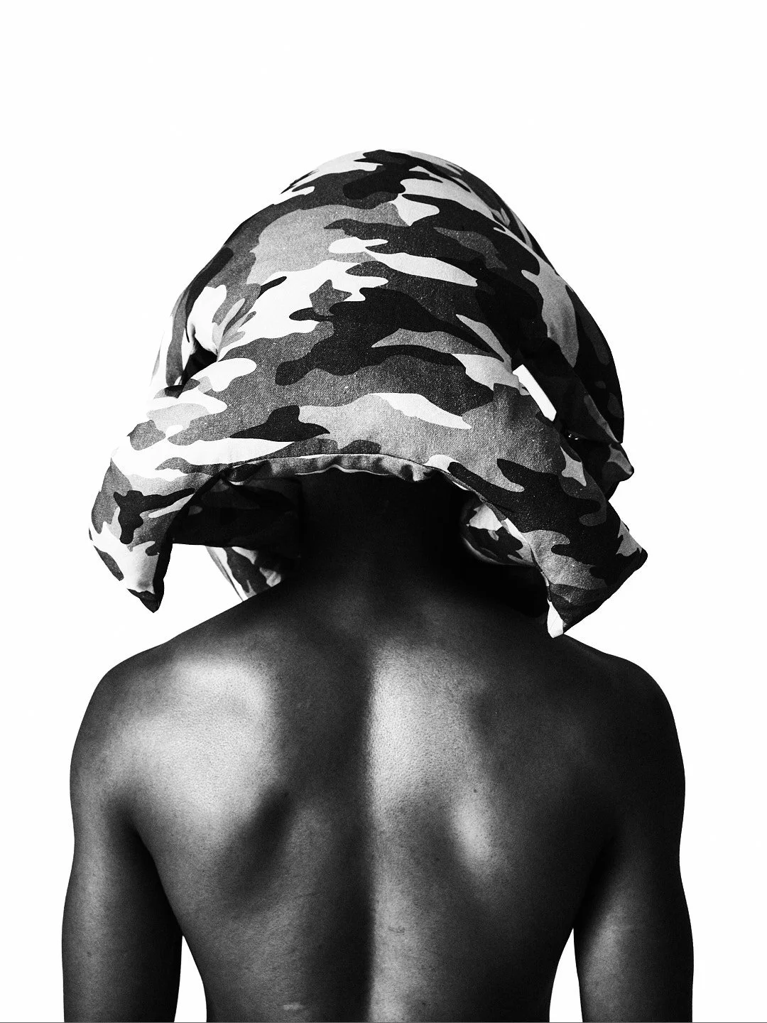 TFG JESUSRABADE OUTFIT GUILLE 2025 42.jpg