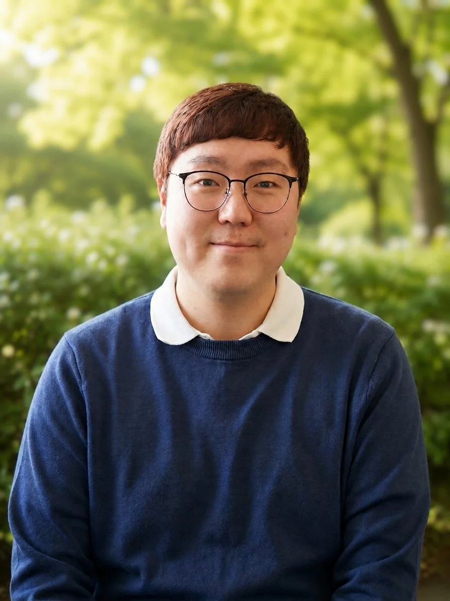 an image of Andy Won smiling at the camera