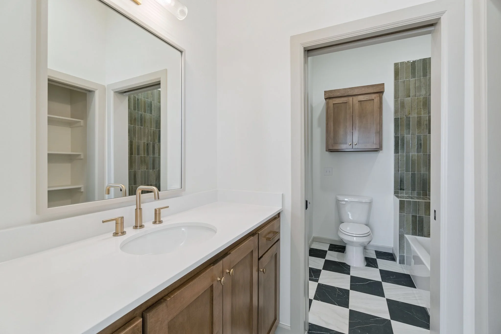 39-web-or-mls-18835 Selah Wy_039.jpg