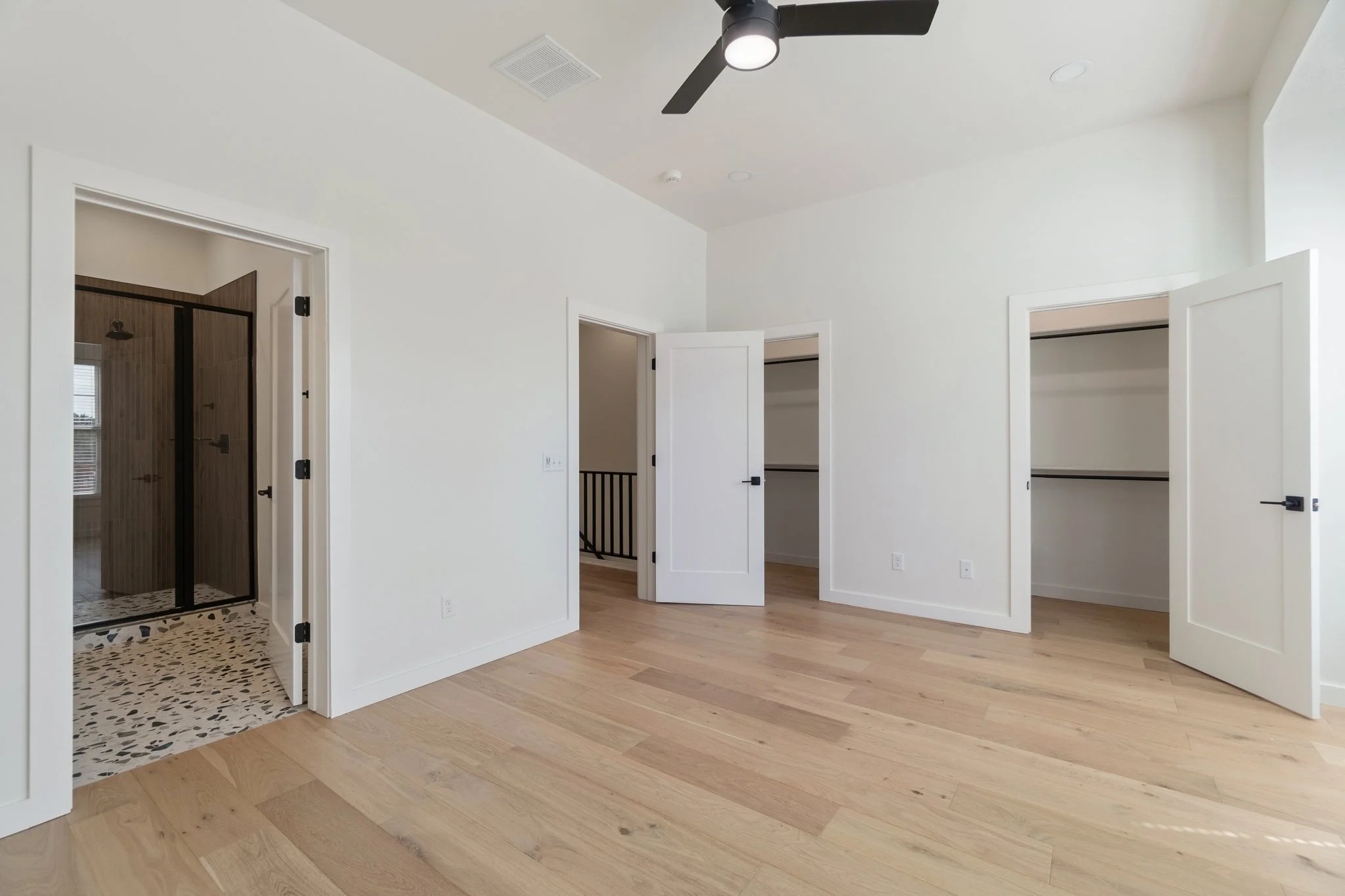 27-web-or-mls-18829 Selah Wy_026.jpg