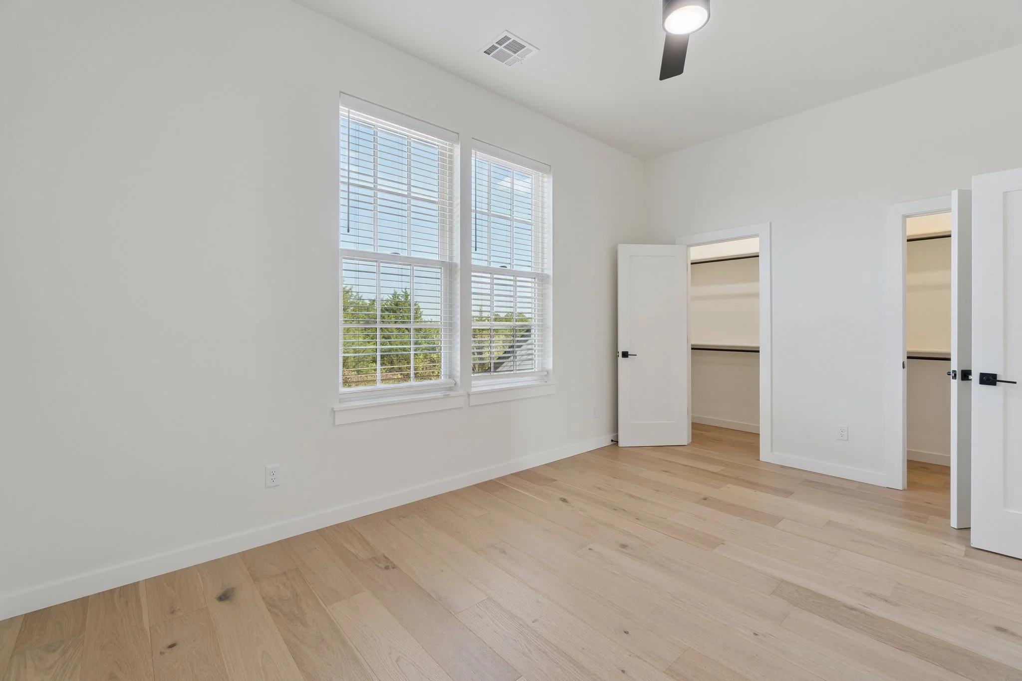33-web-or-mls-18829 Selah Wy_032.jpg