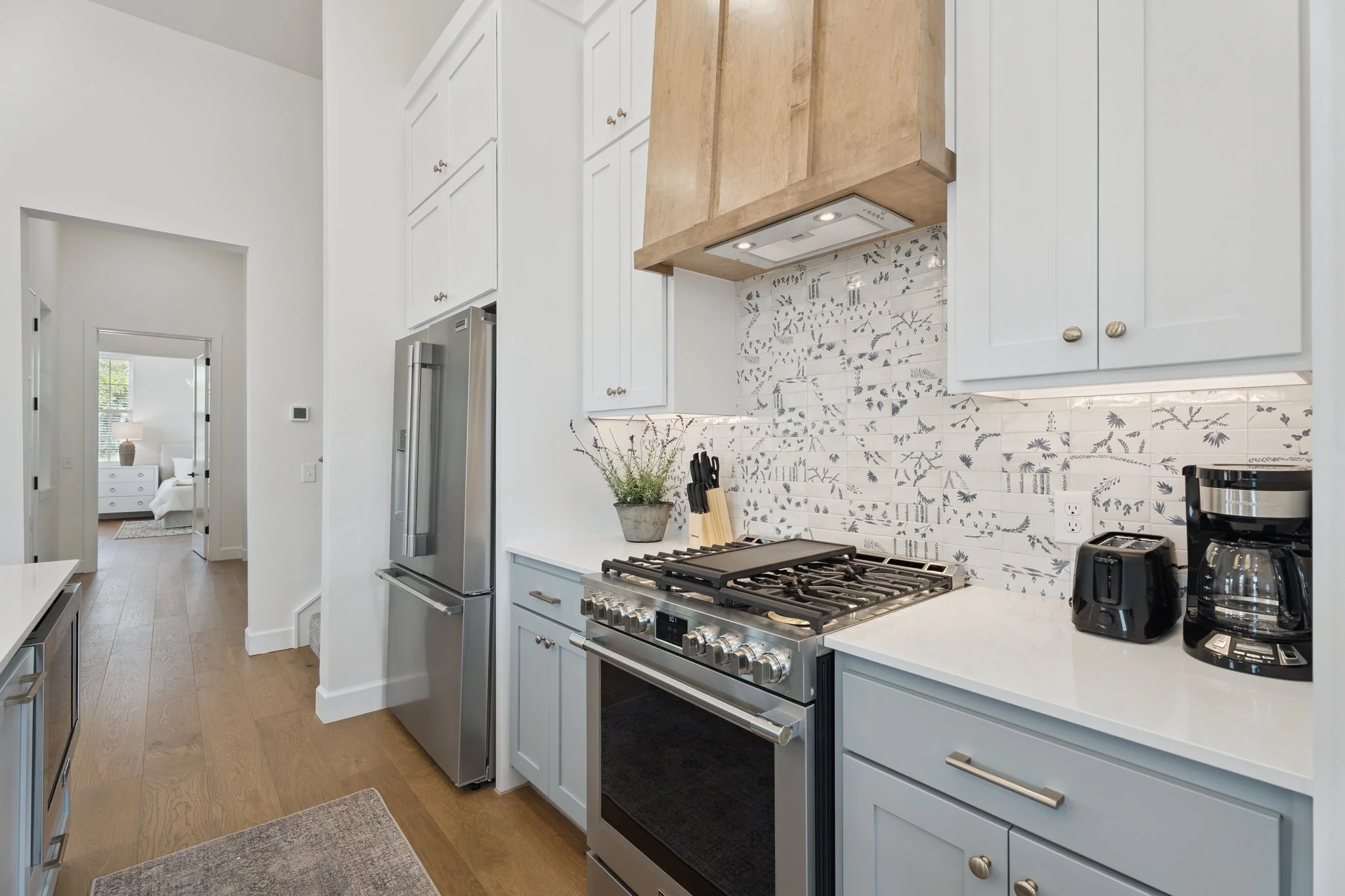 15-web-or-mls-18817 Selah Wy_013.jpg