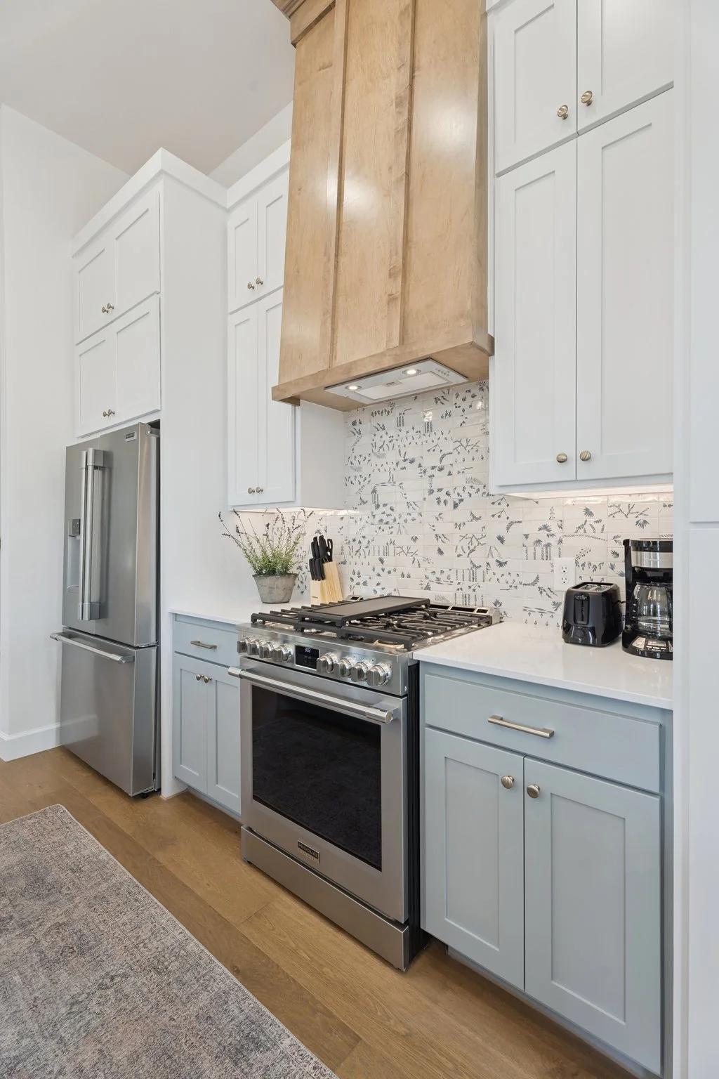 16-web-or-mls-18817 Selah Wy_014.jpg