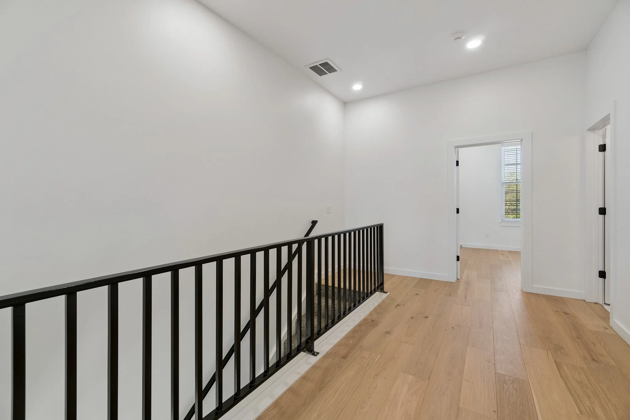 39-web-or-mls-18821 Selah Wy_039.jpg