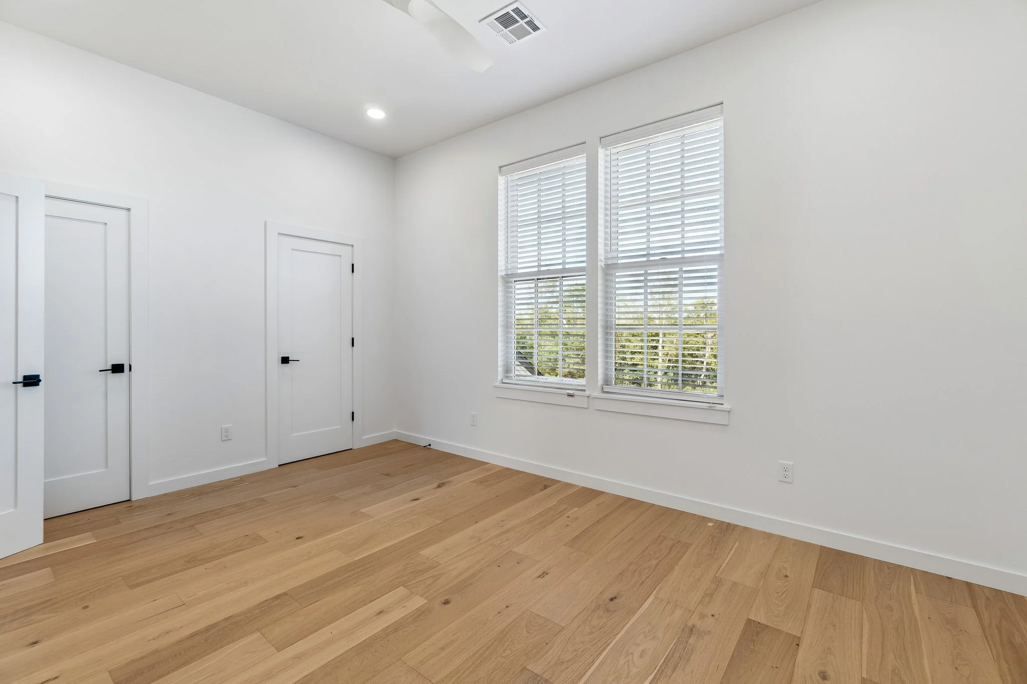 30-web-or-mls-18821 Selah Wy_030.jpg