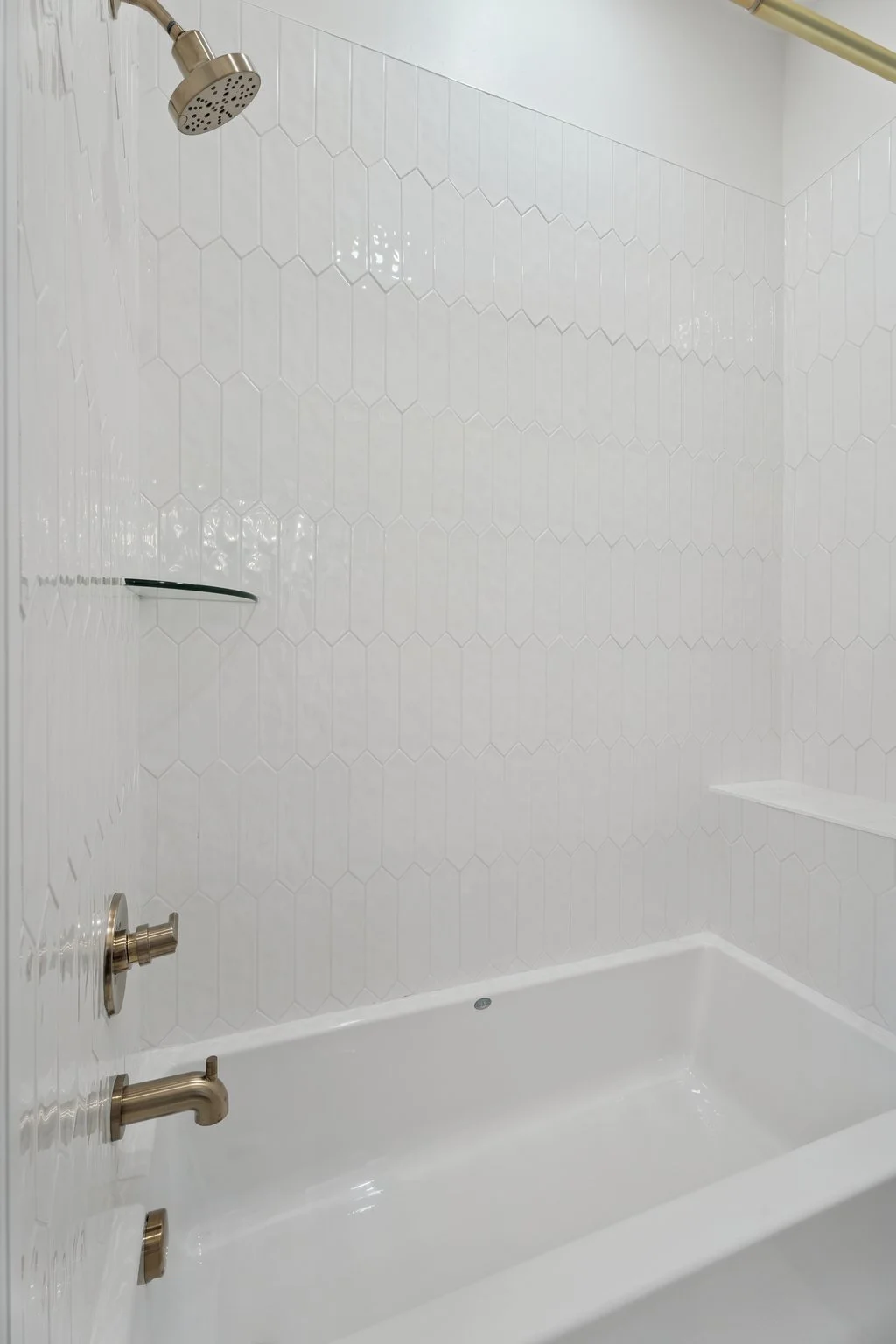 40-web-or-mls-18817 Selah Wy_036.jpg