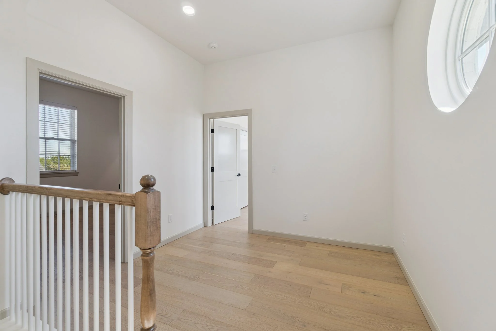 34-web-or-mls-18835 Selah Wy_034.jpg