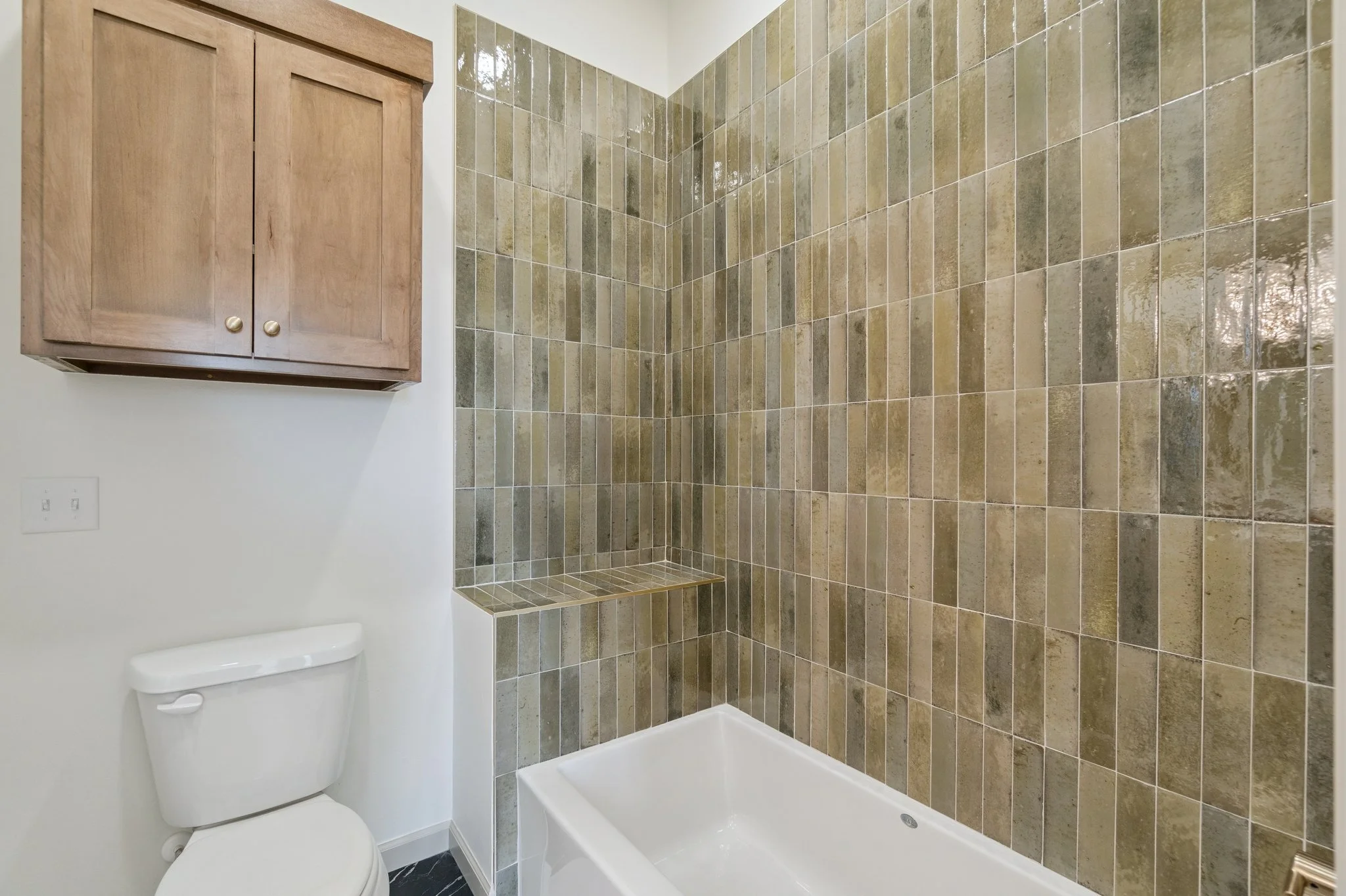 40-web-or-mls-18835 Selah Wy_040.jpg