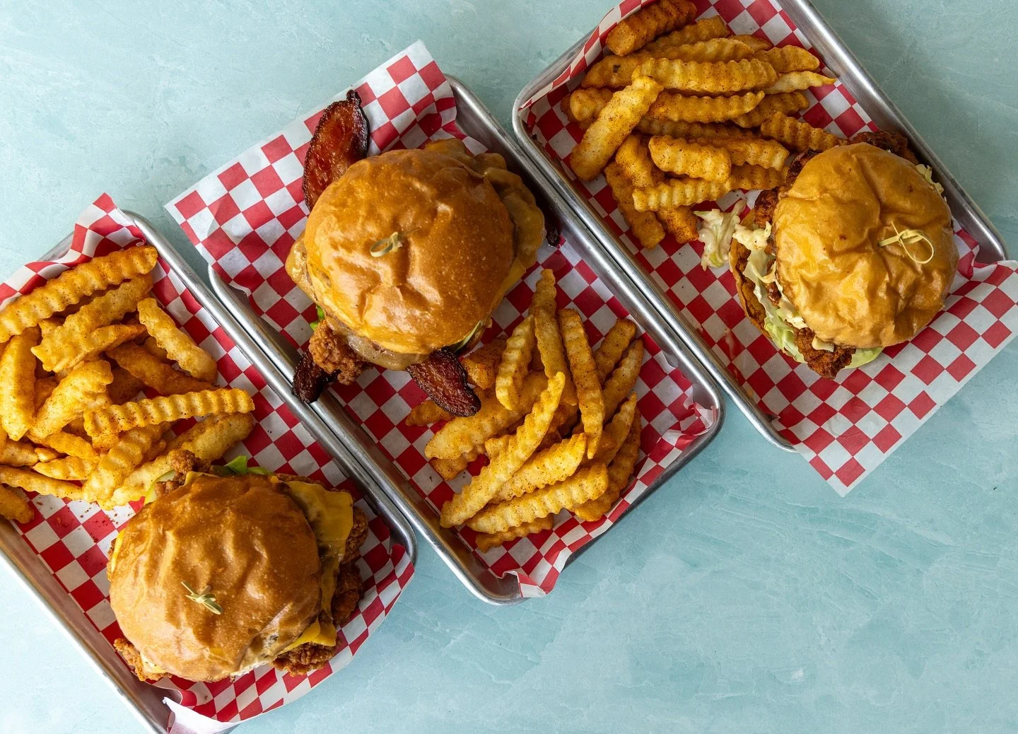 1, 2, 3 eyes on me 👀 🍔