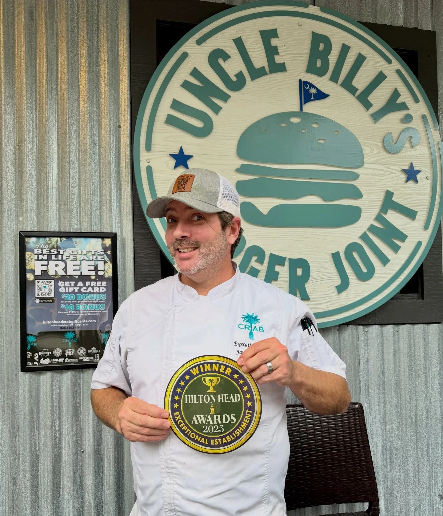 Uncle Billy&rsquo;s won Top Burger Joint for the Hilton Head Awards! 🏆🍔 Come taste the champion of burgers &amp; see what the hype is about 😋
