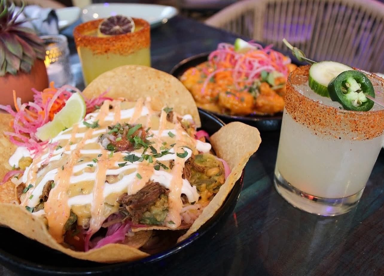 What&rsquo;s a Friday without margaritas and nachos?! Head to Papi&rsquo;s 🤪