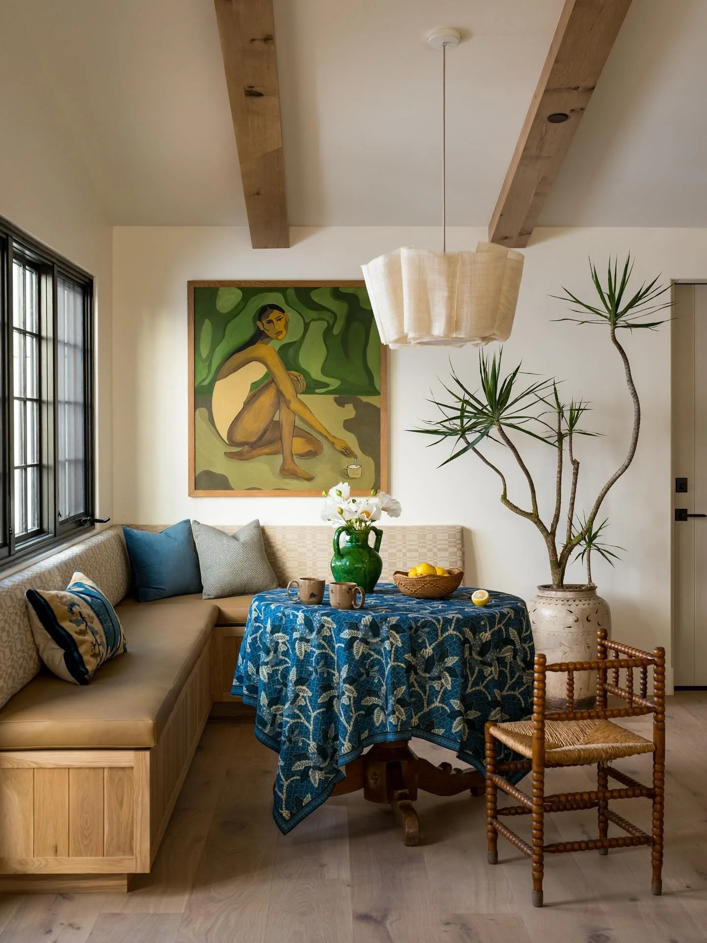 Continuing along the tour of our most recently completed project, #aNDcanyon, you&rsquo;ll take a turn from the entry into the main living space of the home. Before I share the kitchen, the breakfast nook gets its moment, as it&rsquo;s arguably my fa