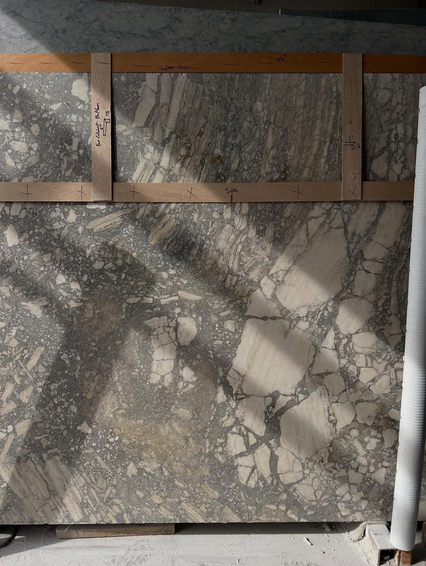 Forward moving 🏃🏻&zwj;♀️&zwj;➡️&hellip;

1-5 #aNDcharteroak
6-7 #aNDrobley
8-10 #aNDsunset

#anaberdesign #wip #encinitas #sandiegointeriordesign